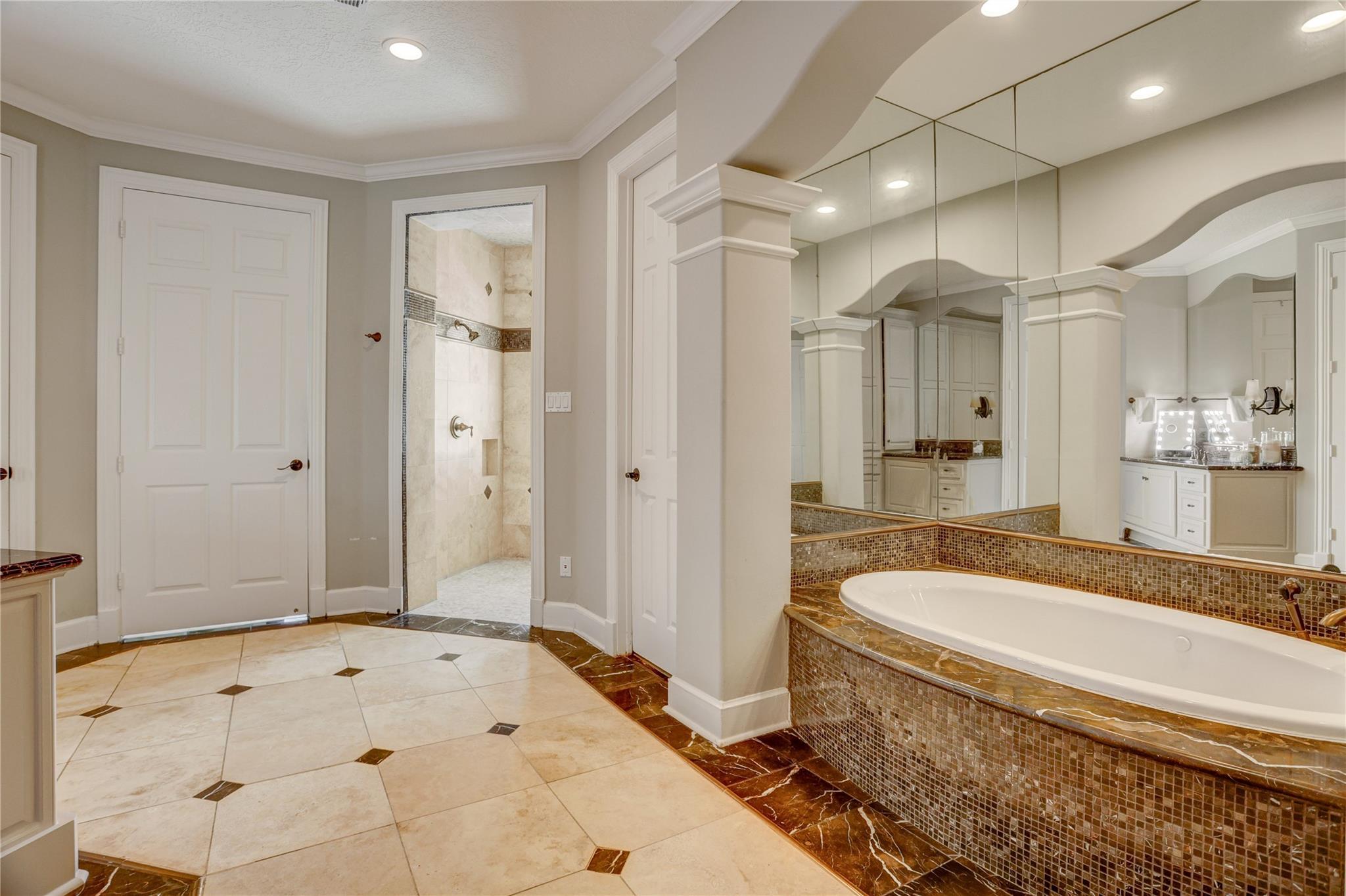 1803 Watercastle Court