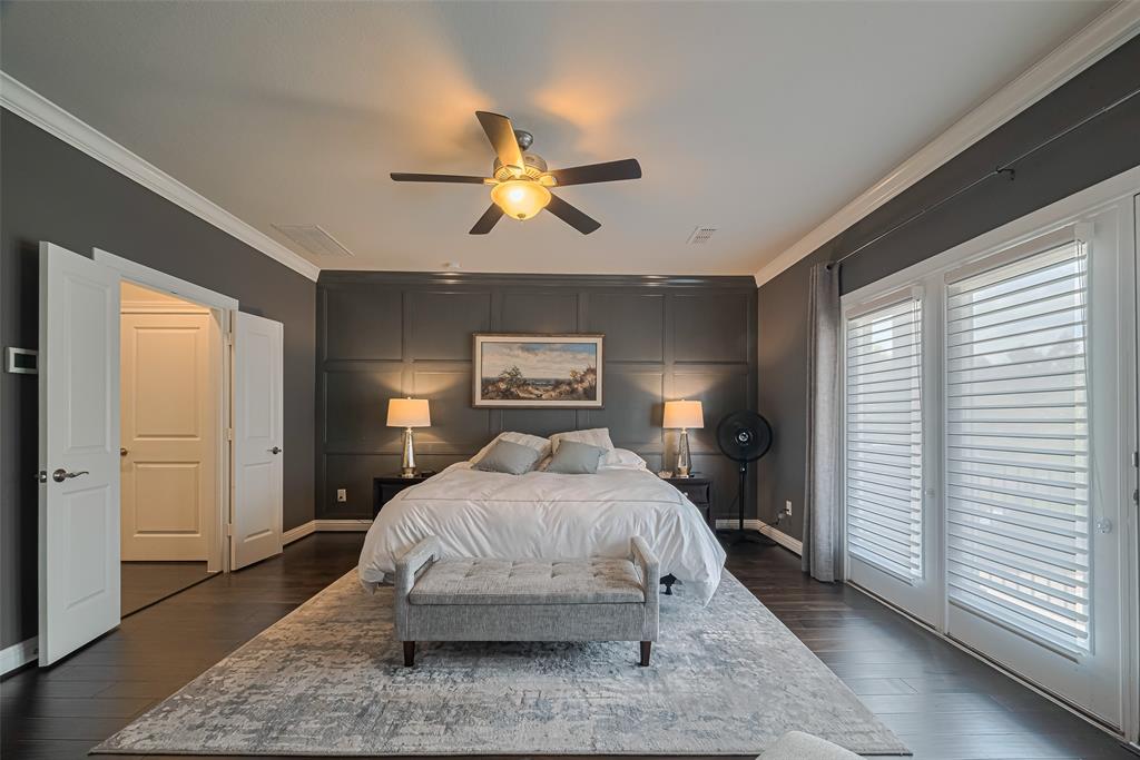 8418 Oak Leaf Point Drive