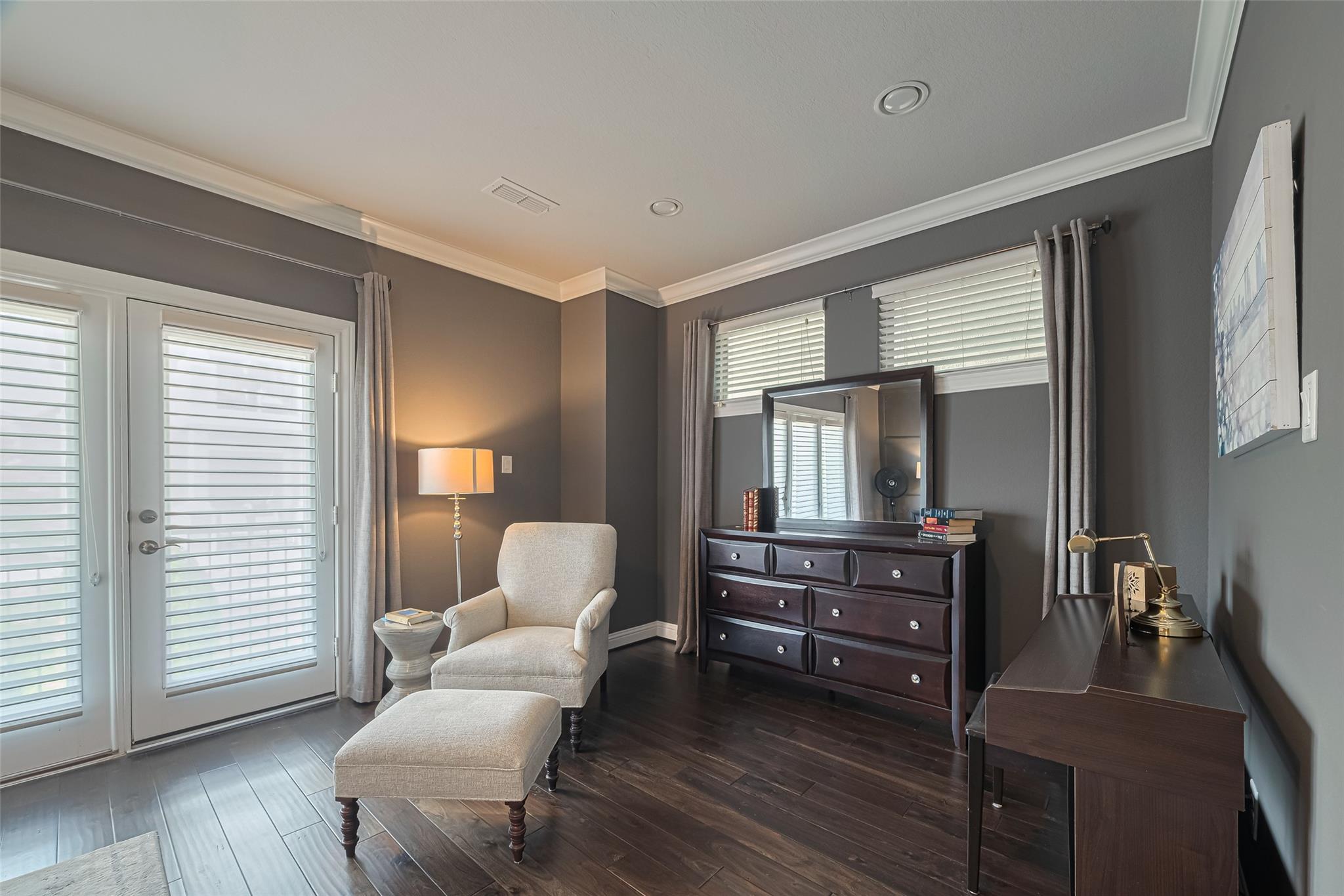 8418 Oak Leaf Point Drive
