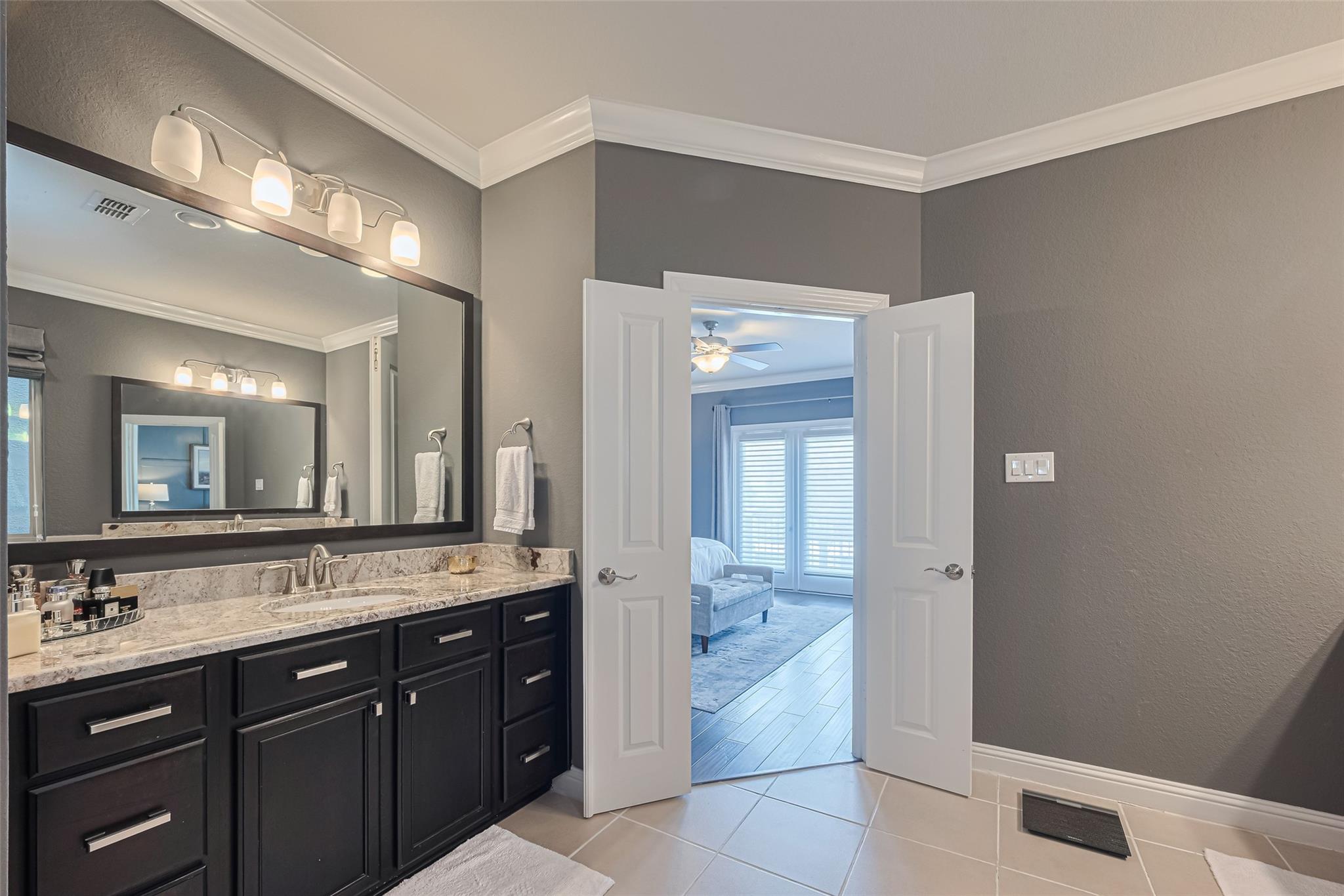 8418 Oak Leaf Point Drive