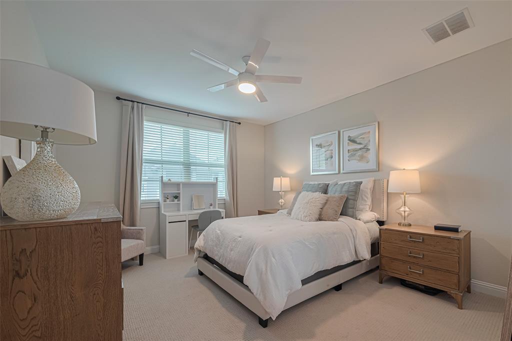 8418 Oak Leaf Point Drive