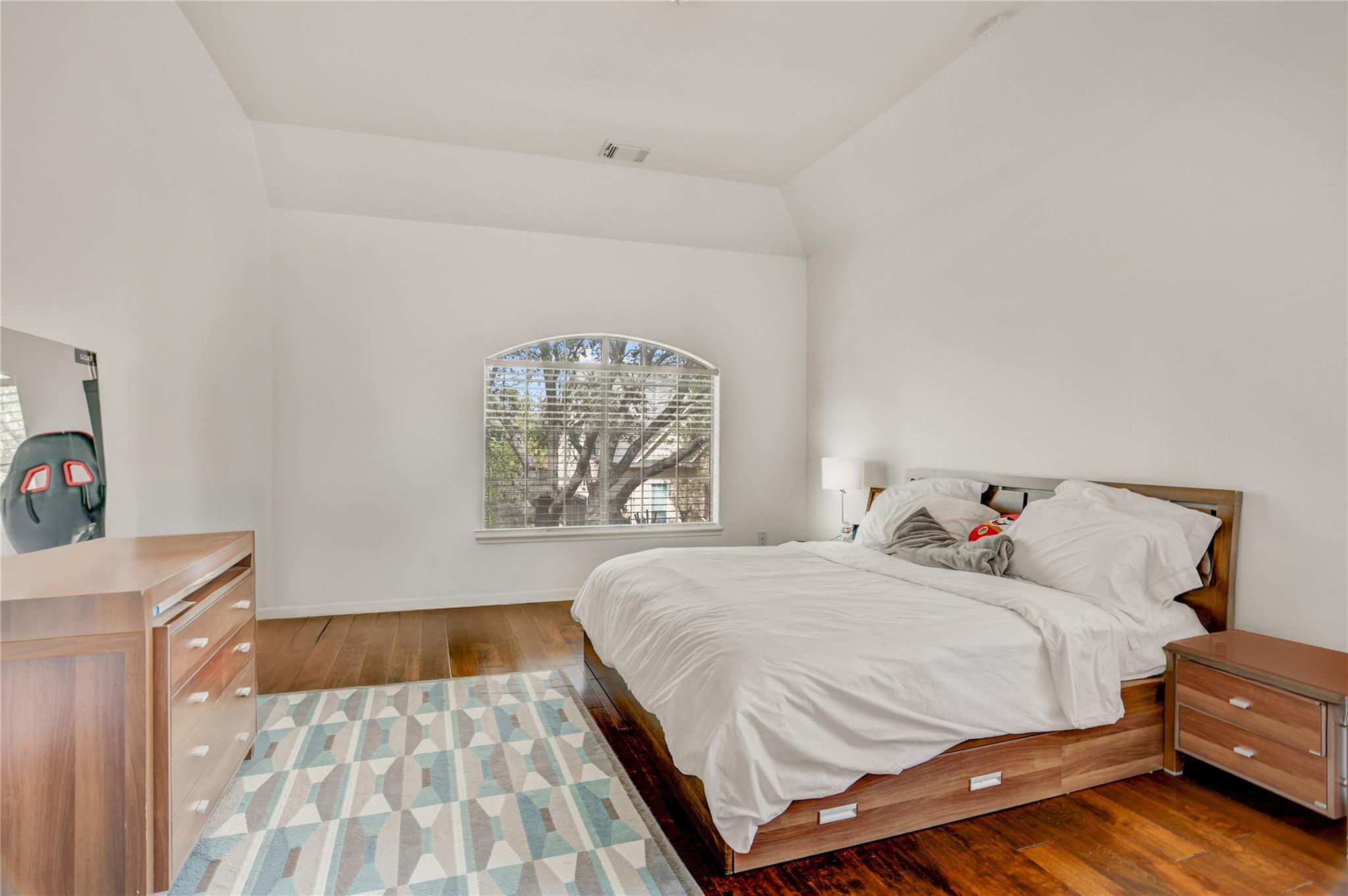 11415 Legend Manor Drive