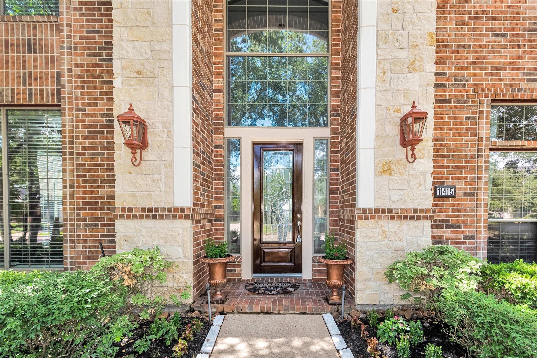 11415 Legend Manor Drive