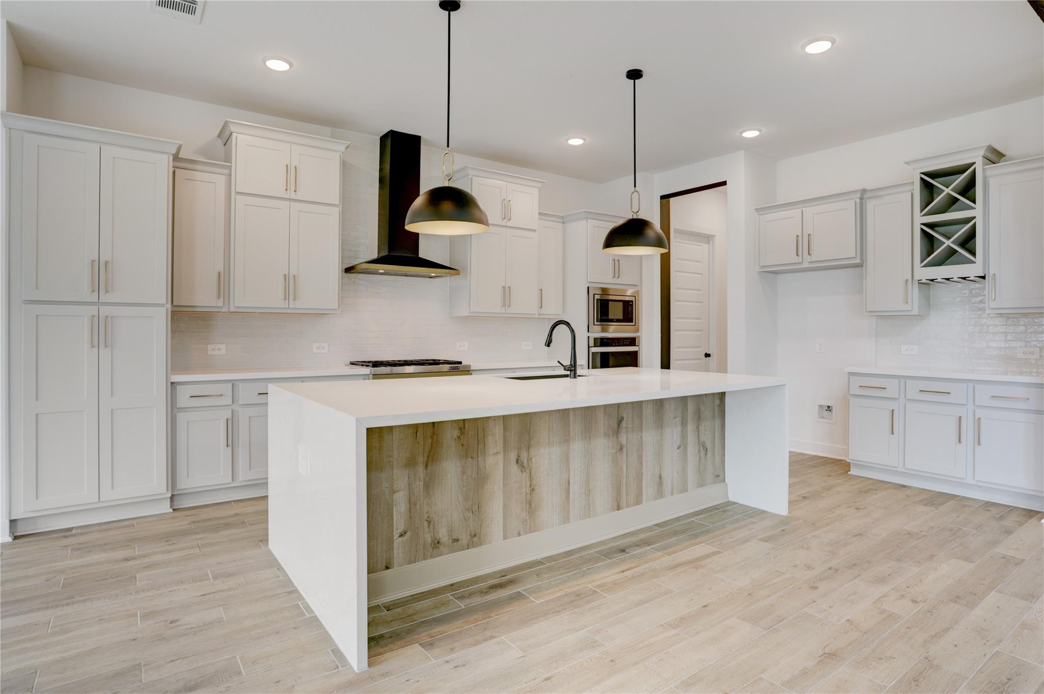 17946 Aqua Haven Lane