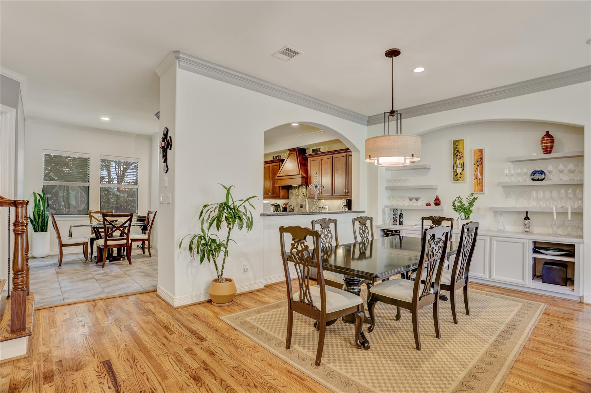 1815 Stacy Falls