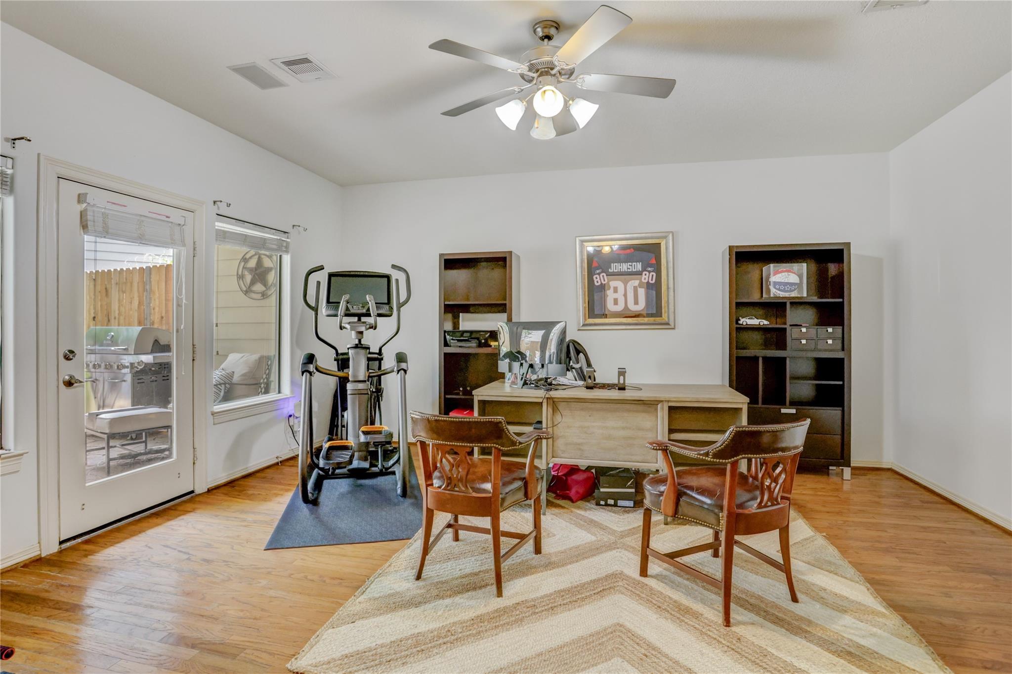 1815 Stacy Falls