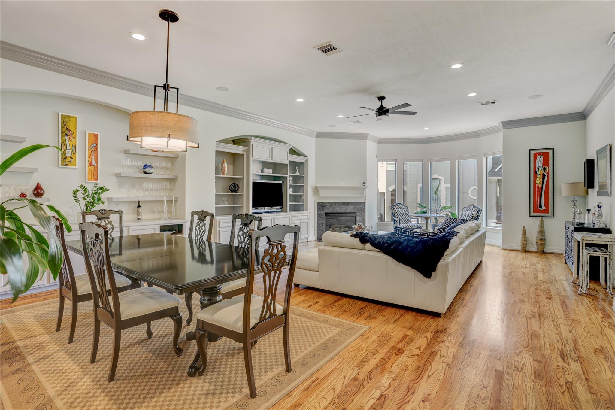 1815 Stacy Falls