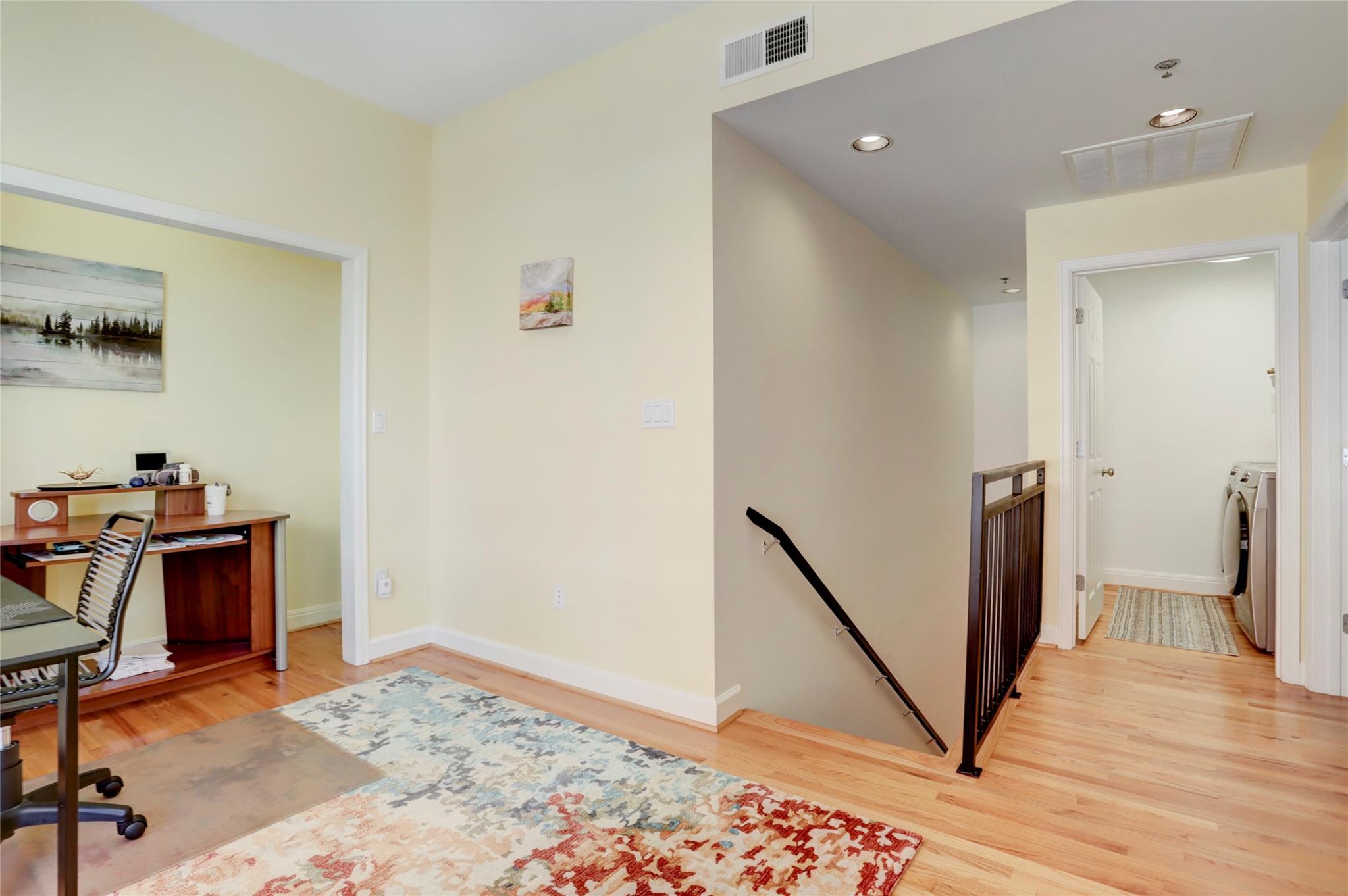 2520 Robinhood Street # 1008