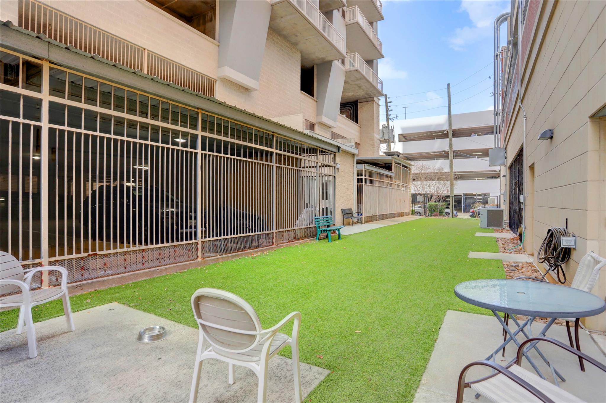 2520 Robinhood Street # 1008