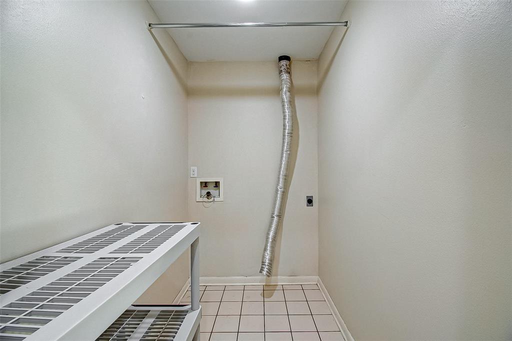 9638 Meadowglen Lane