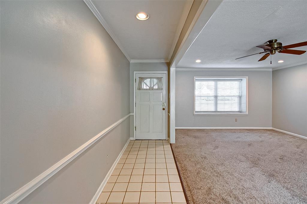 9638 Meadowglen Lane