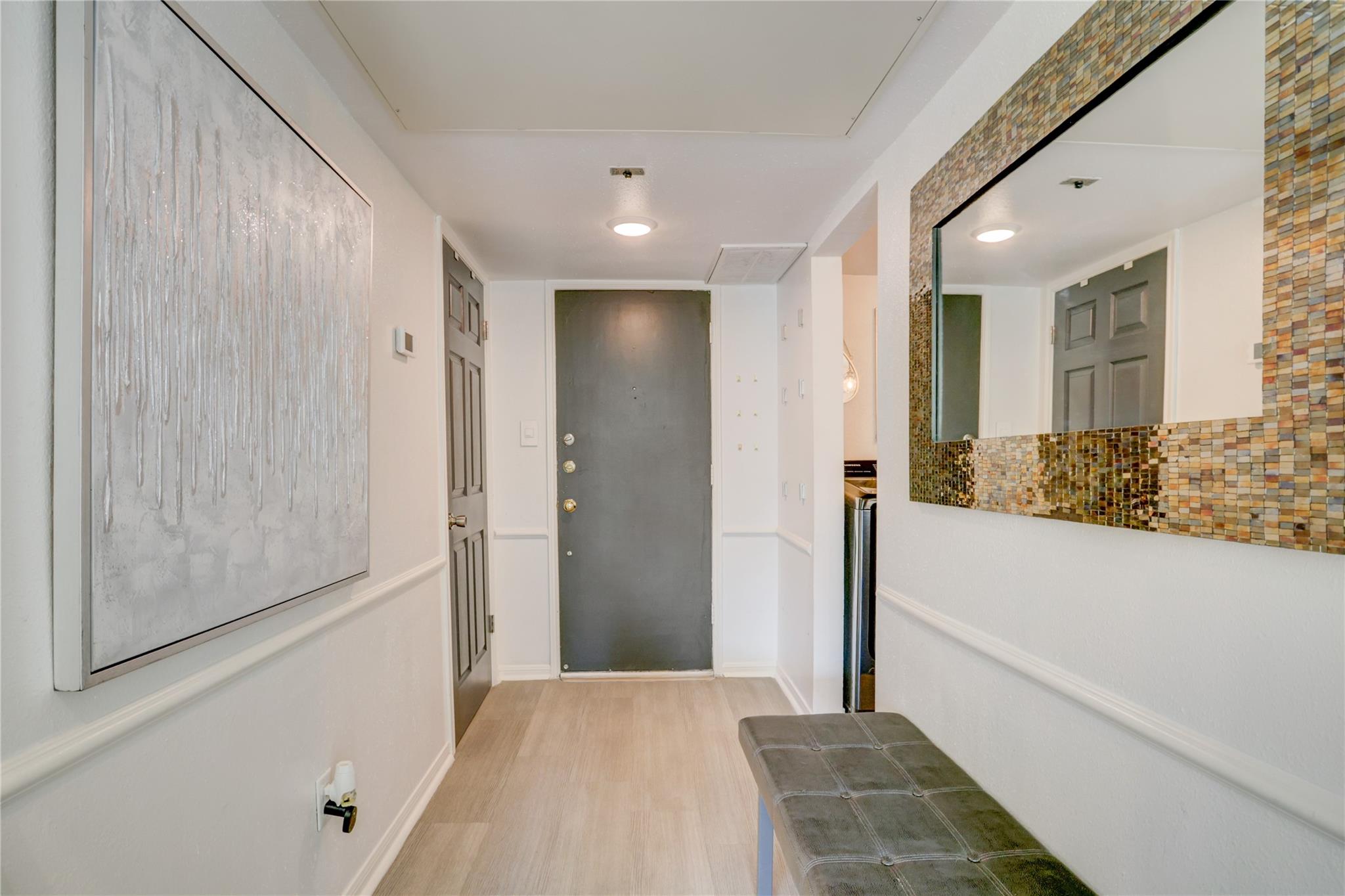 355 N Post Oak Lane # 842