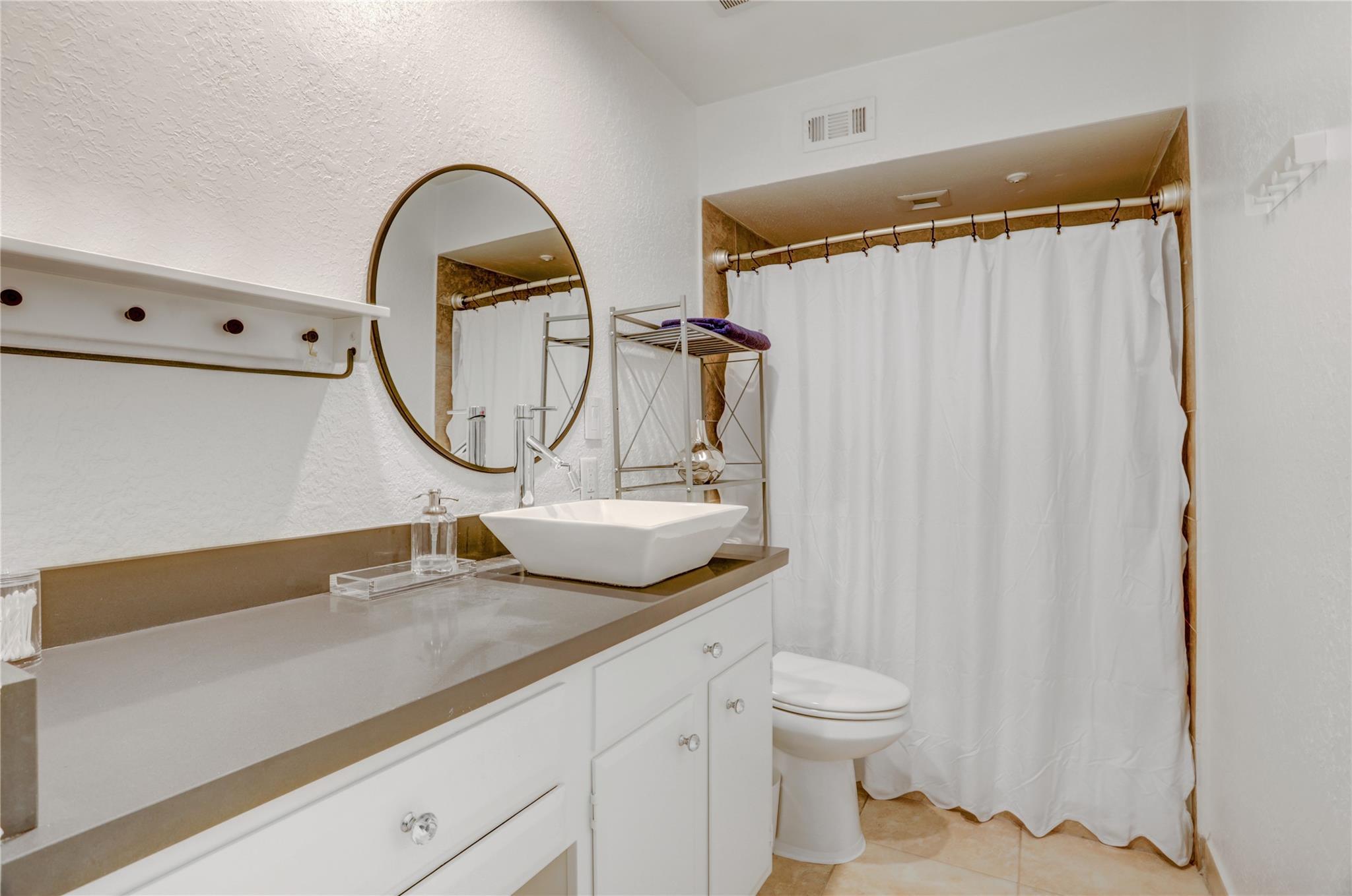 355 N Post Oak Lane # 842