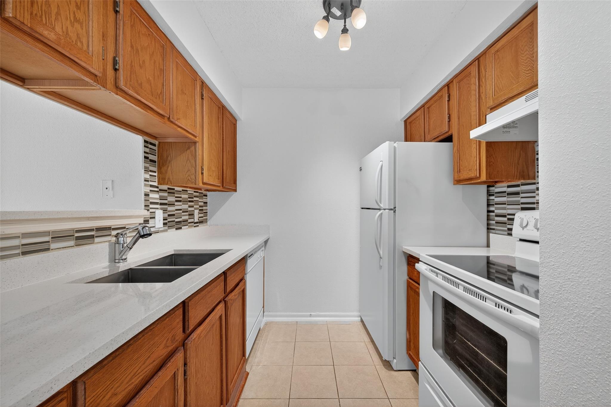 12550 Whittington Drive # 605