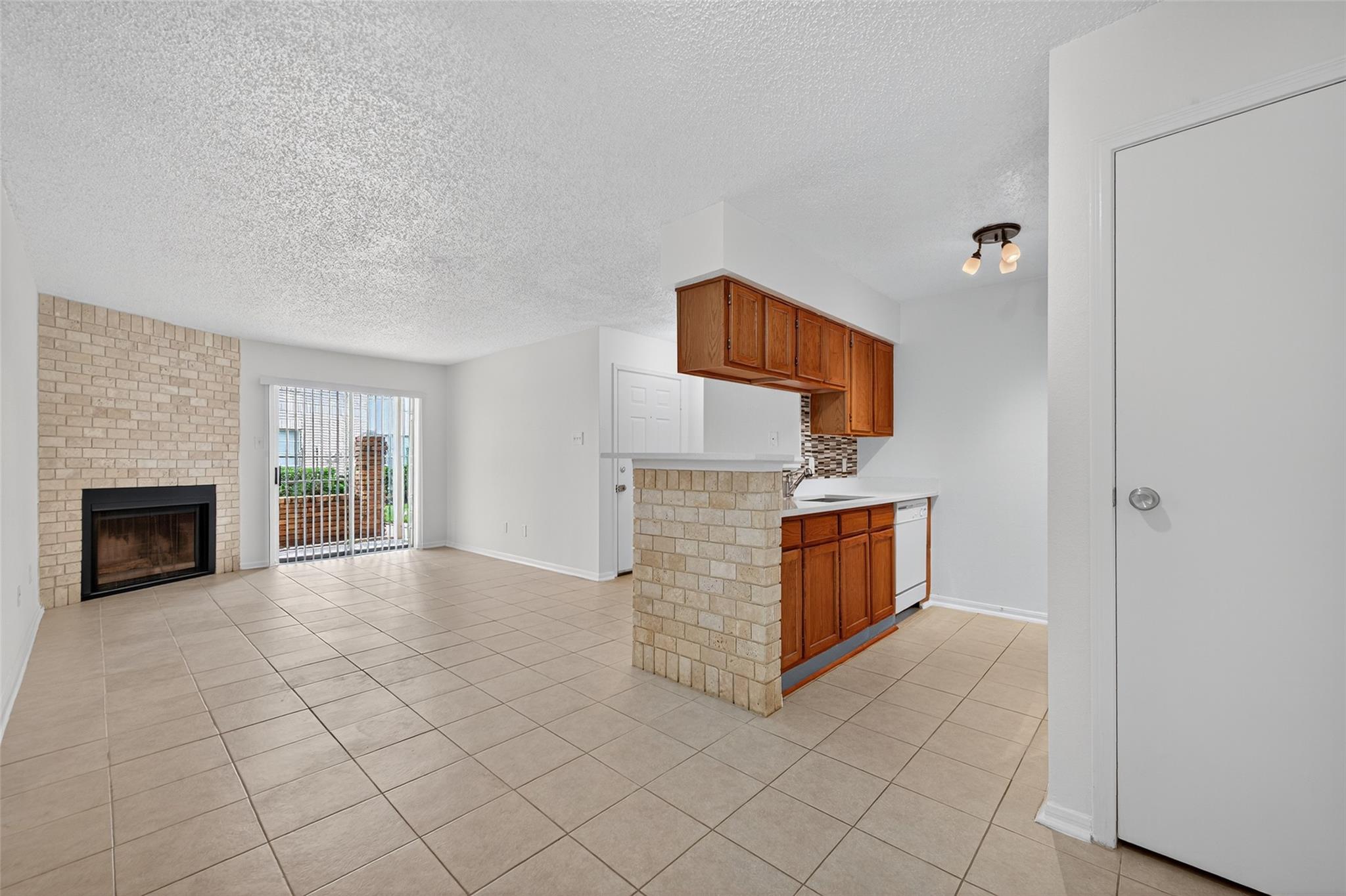 12550 Whittington Drive # 605