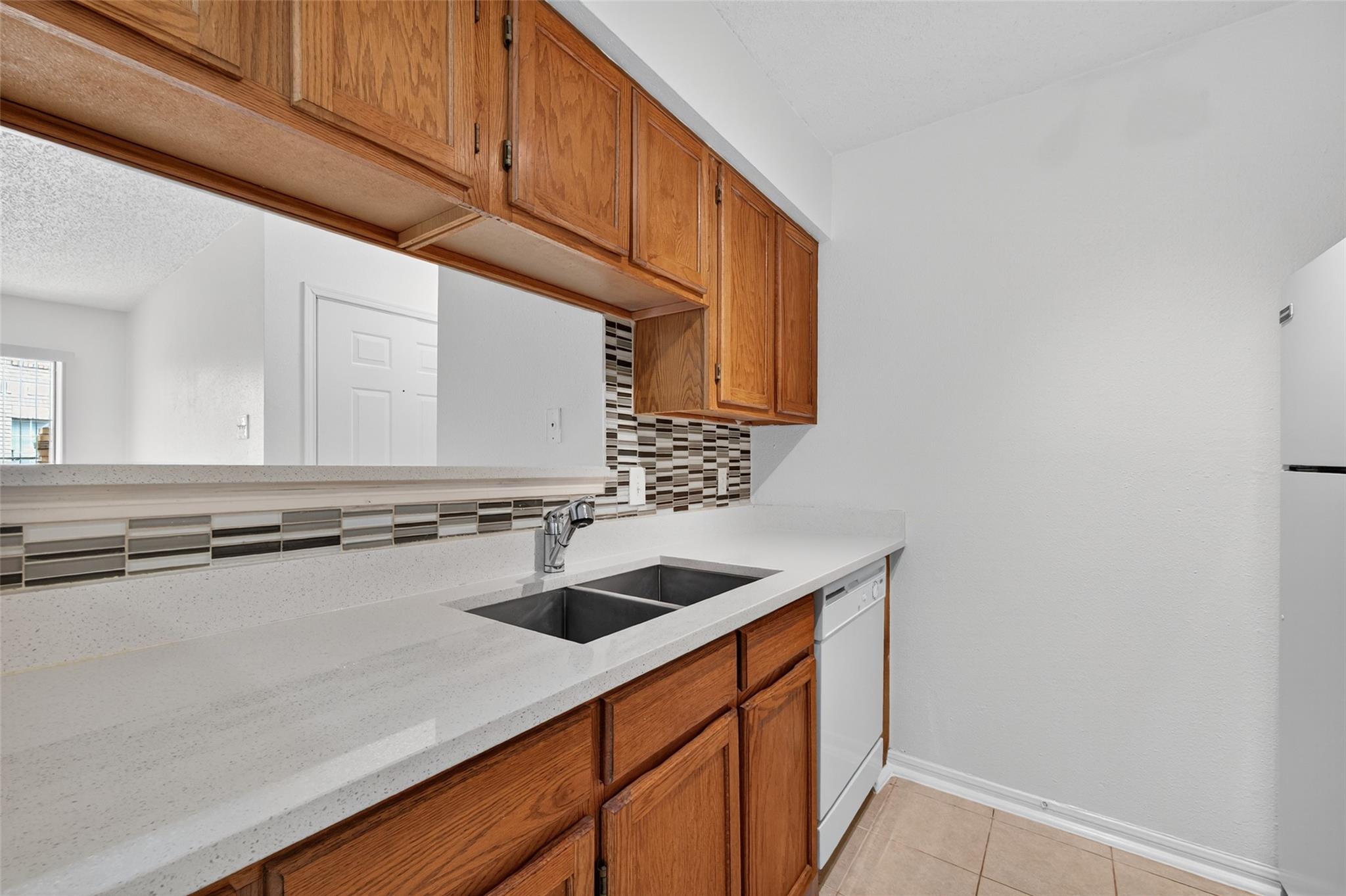 12550 Whittington Drive # 605