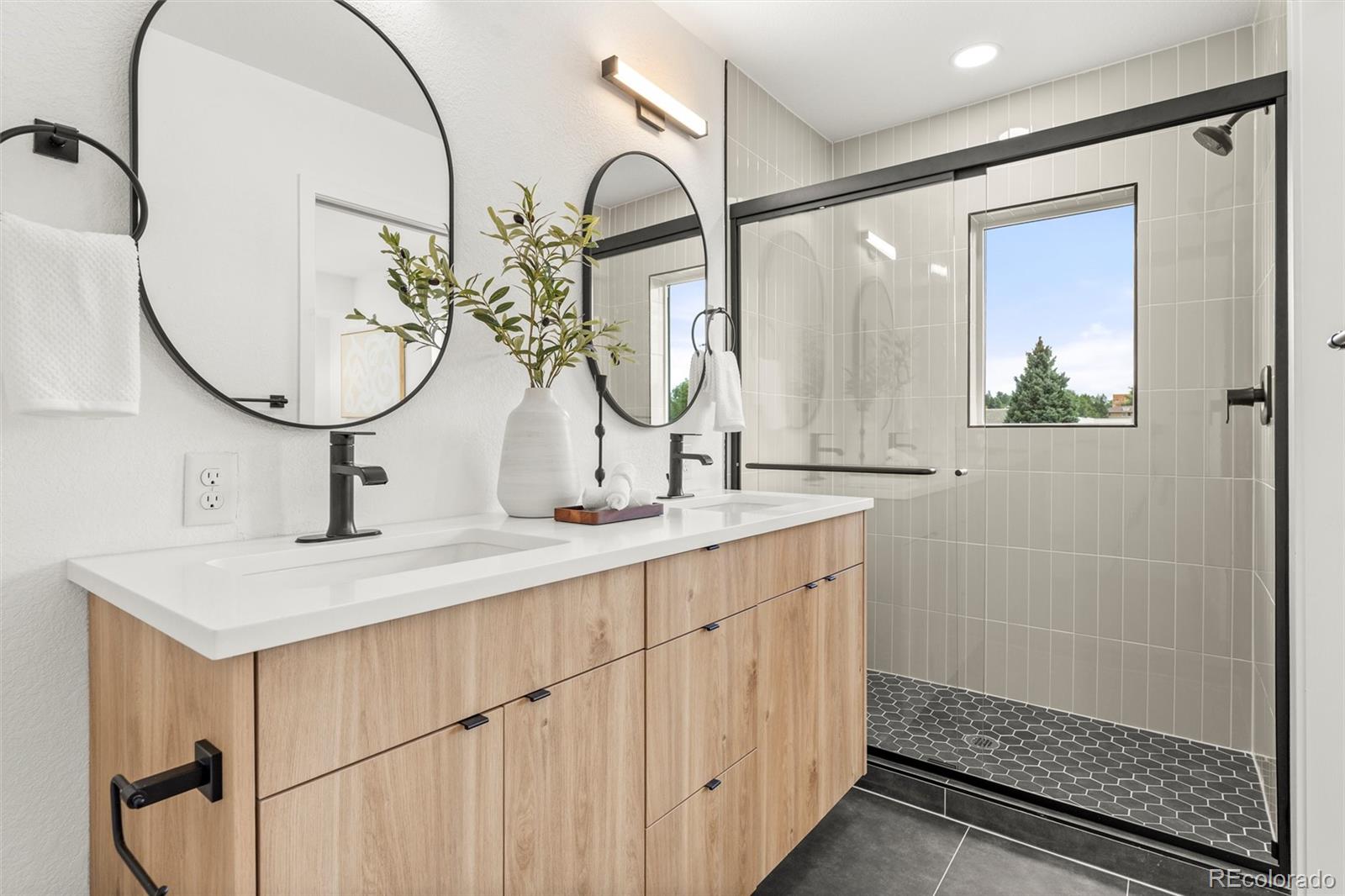 5128 W 26th Avenue Unit: 104