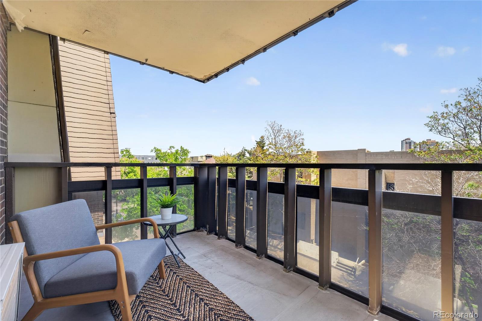 1233 N Ogden Street Unit: 503
