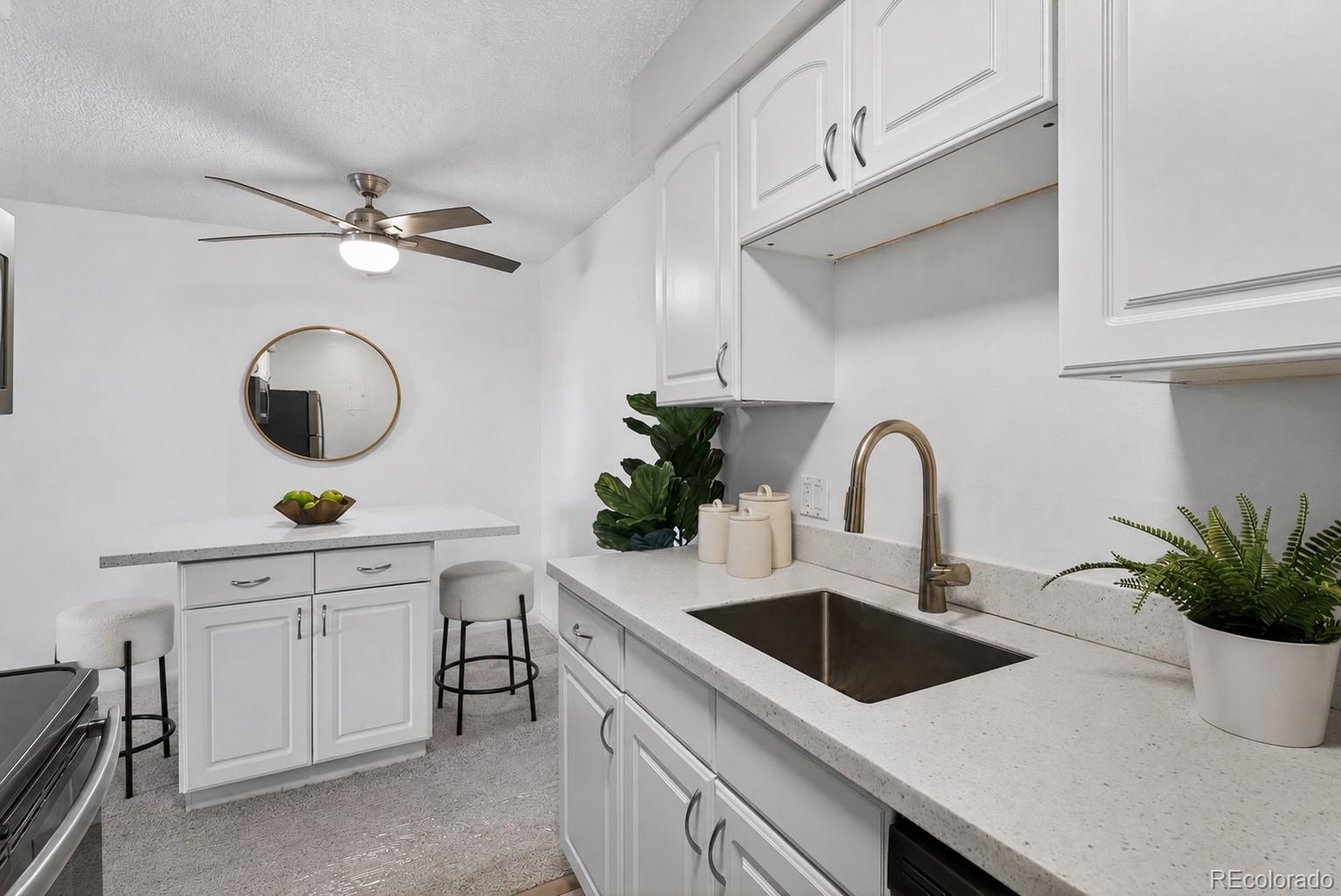 1233 N Ogden Street Unit: 503