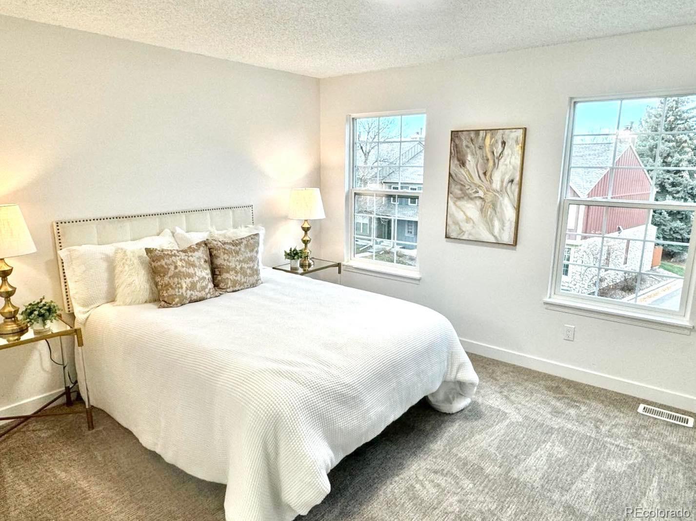 8002 S Columbine Court