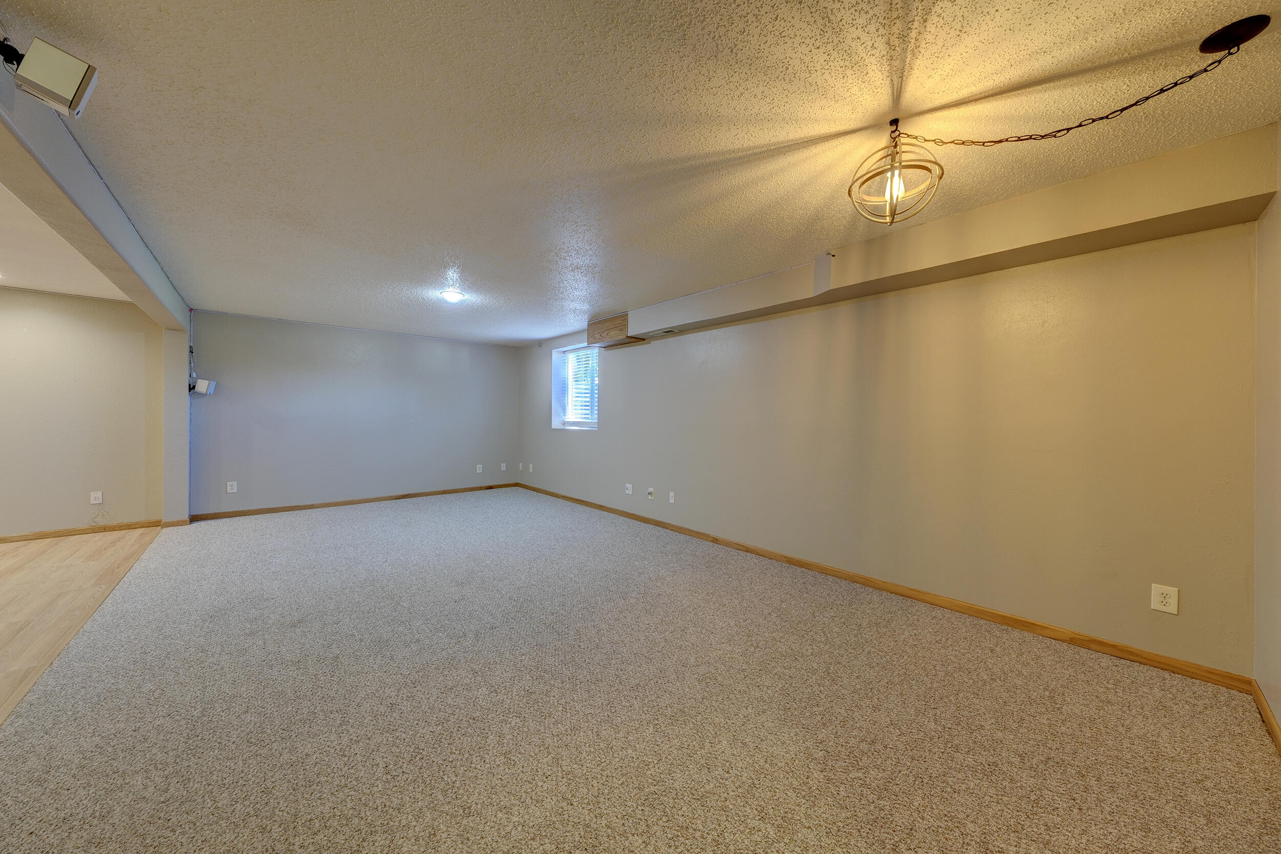 7 Home Ranch Place