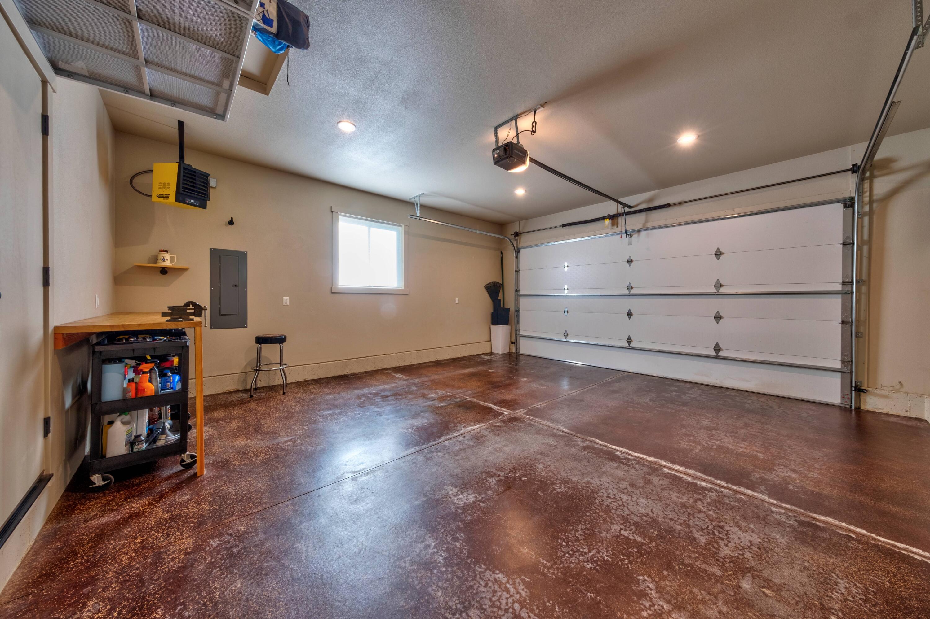 2037 Skyview West Drive