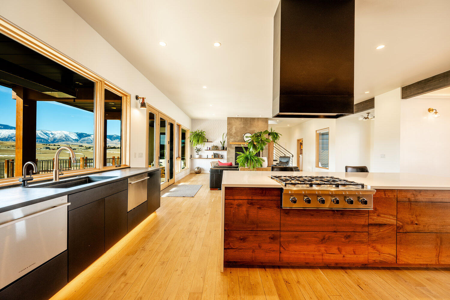 11 Carnoustie Court