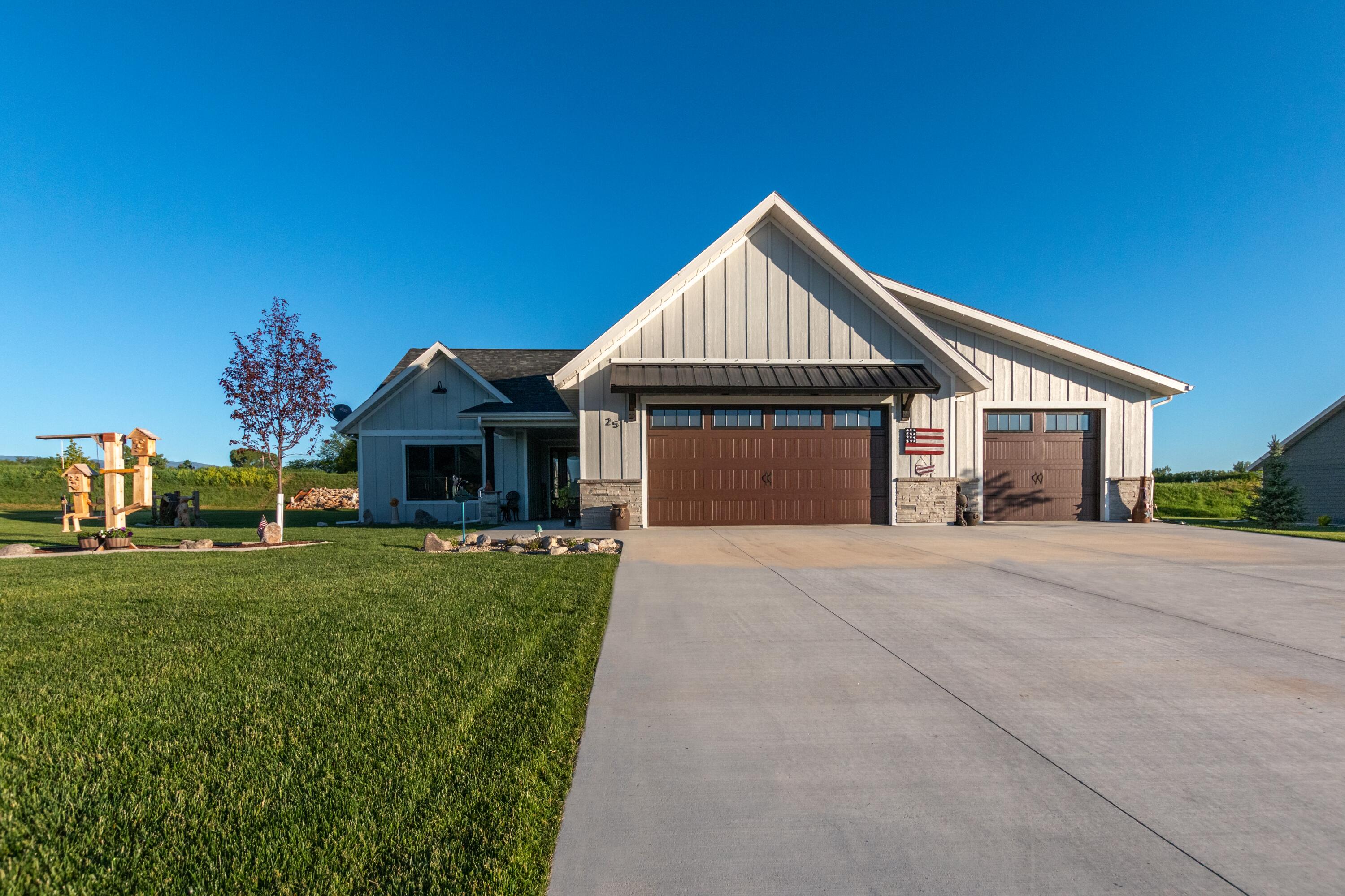 25 Wishbone Way