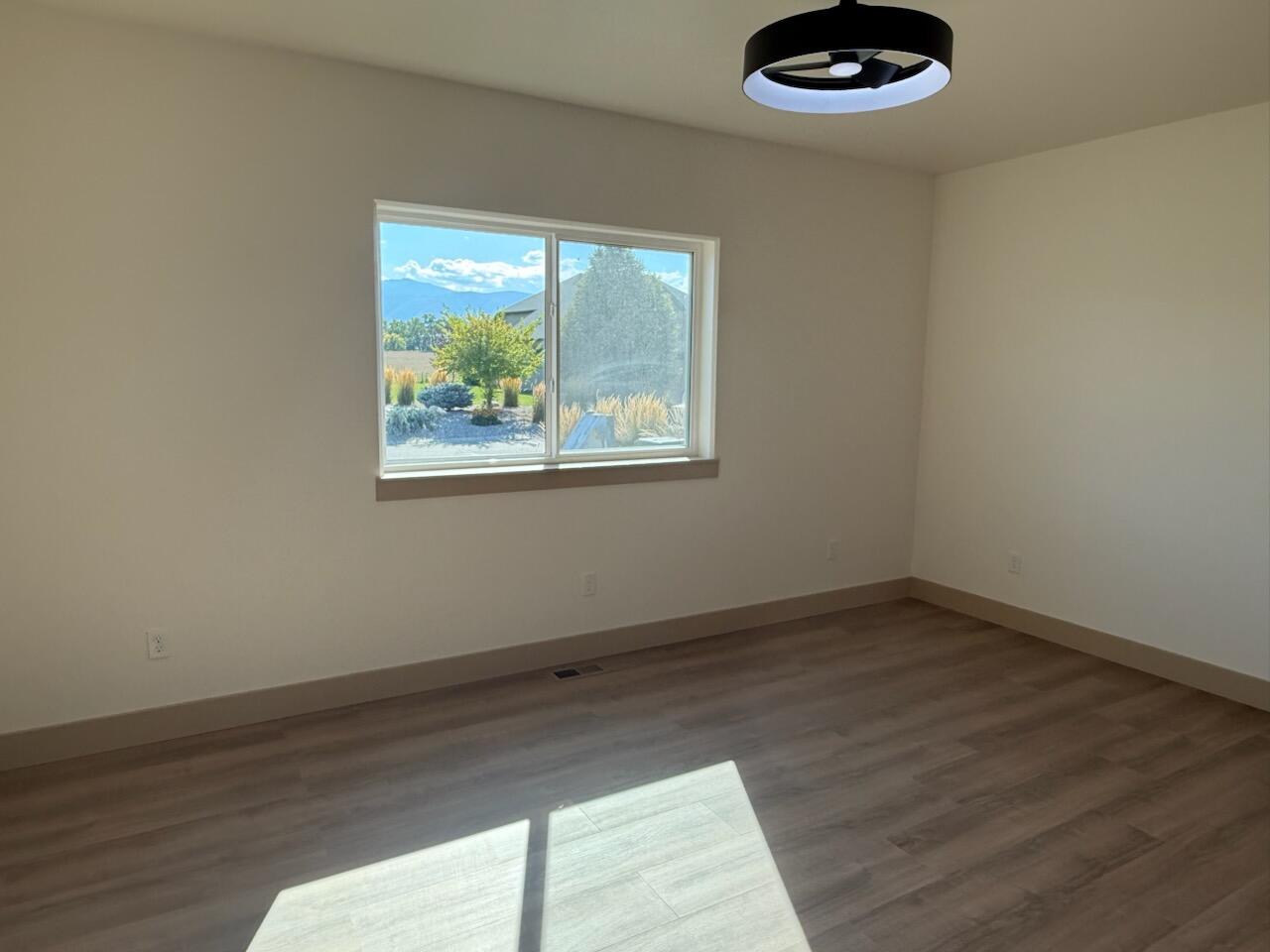 3 Thunderbird Drive