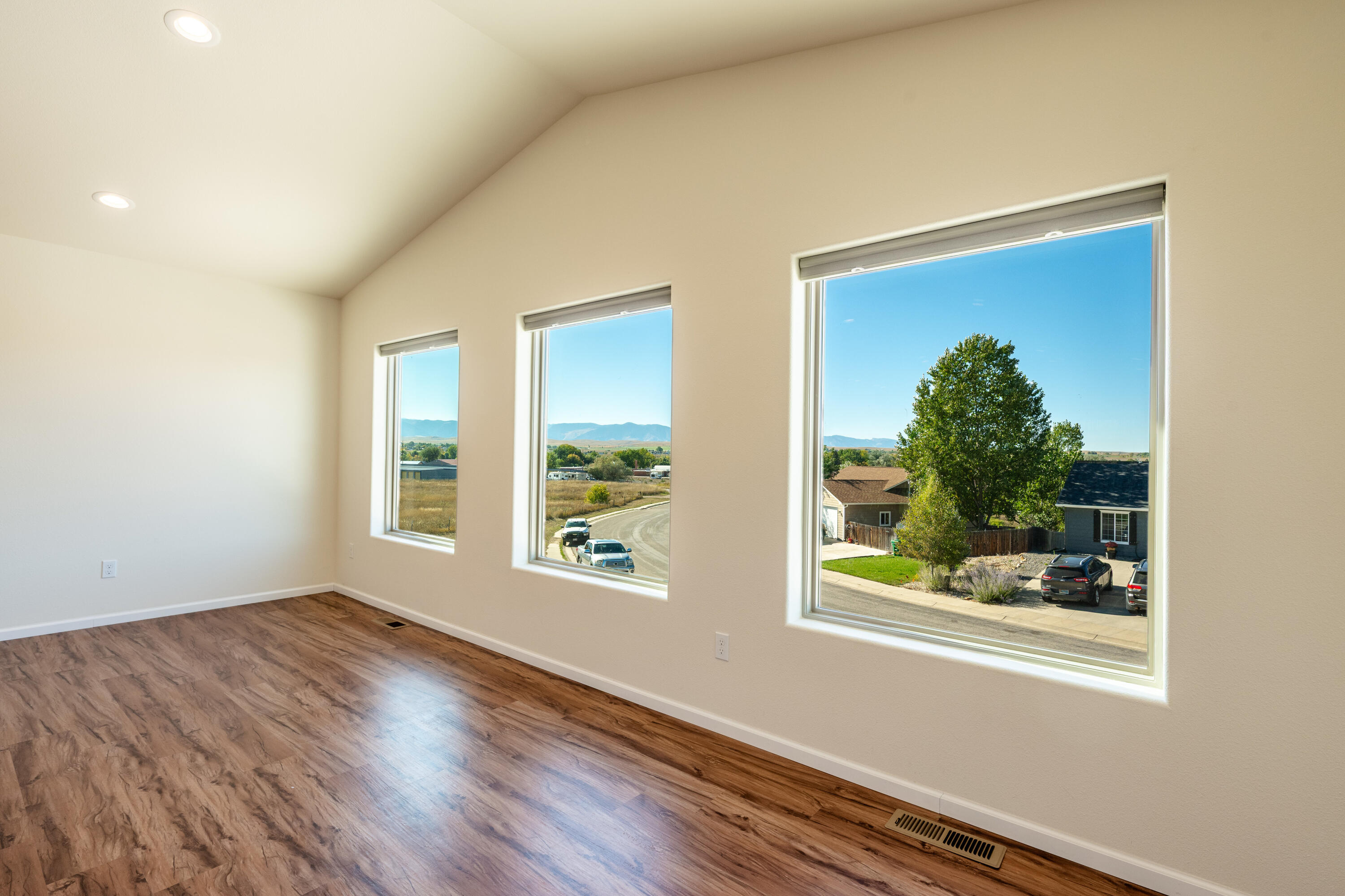 1120 Fleming Boulevard