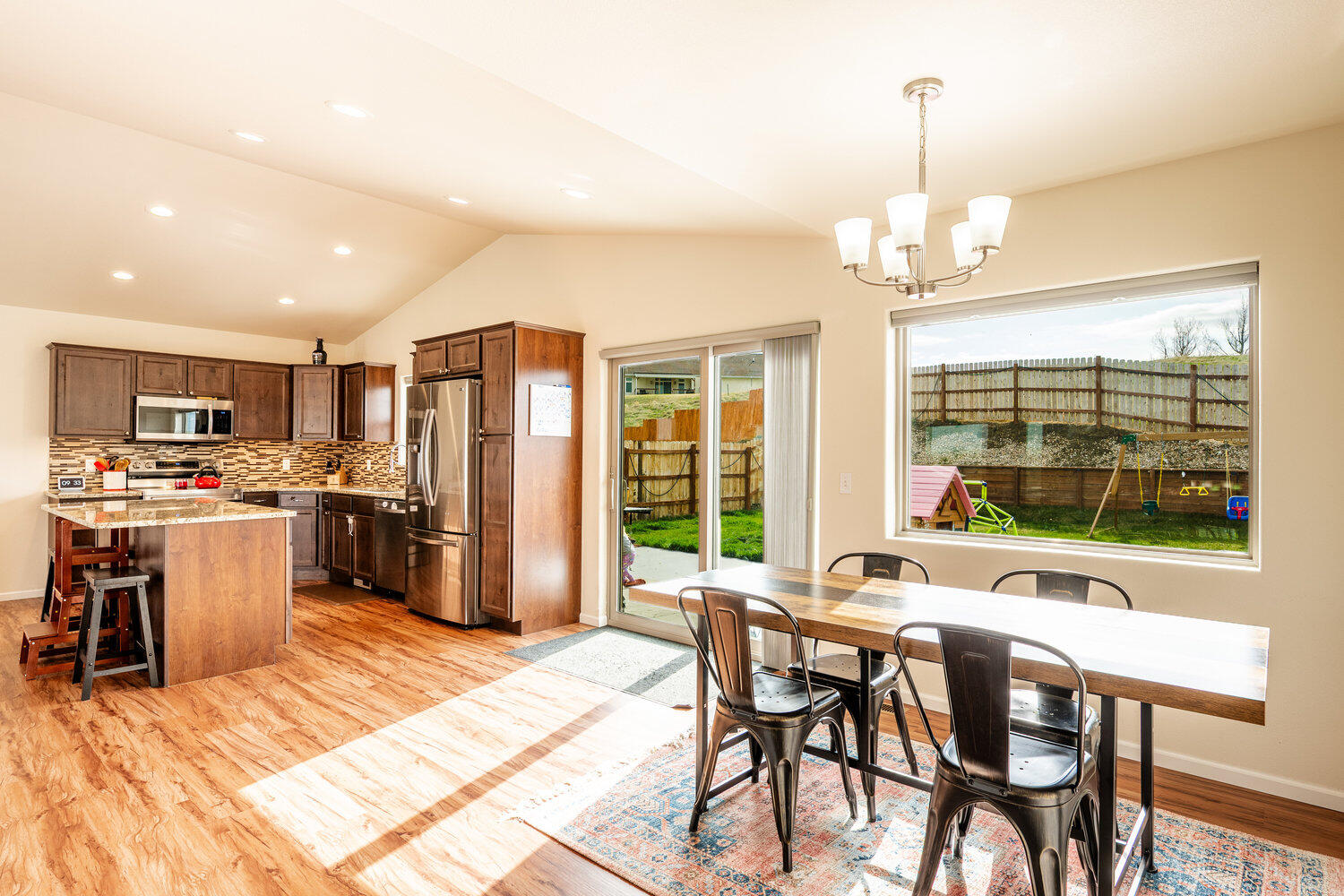 1120 Fleming Boulevard