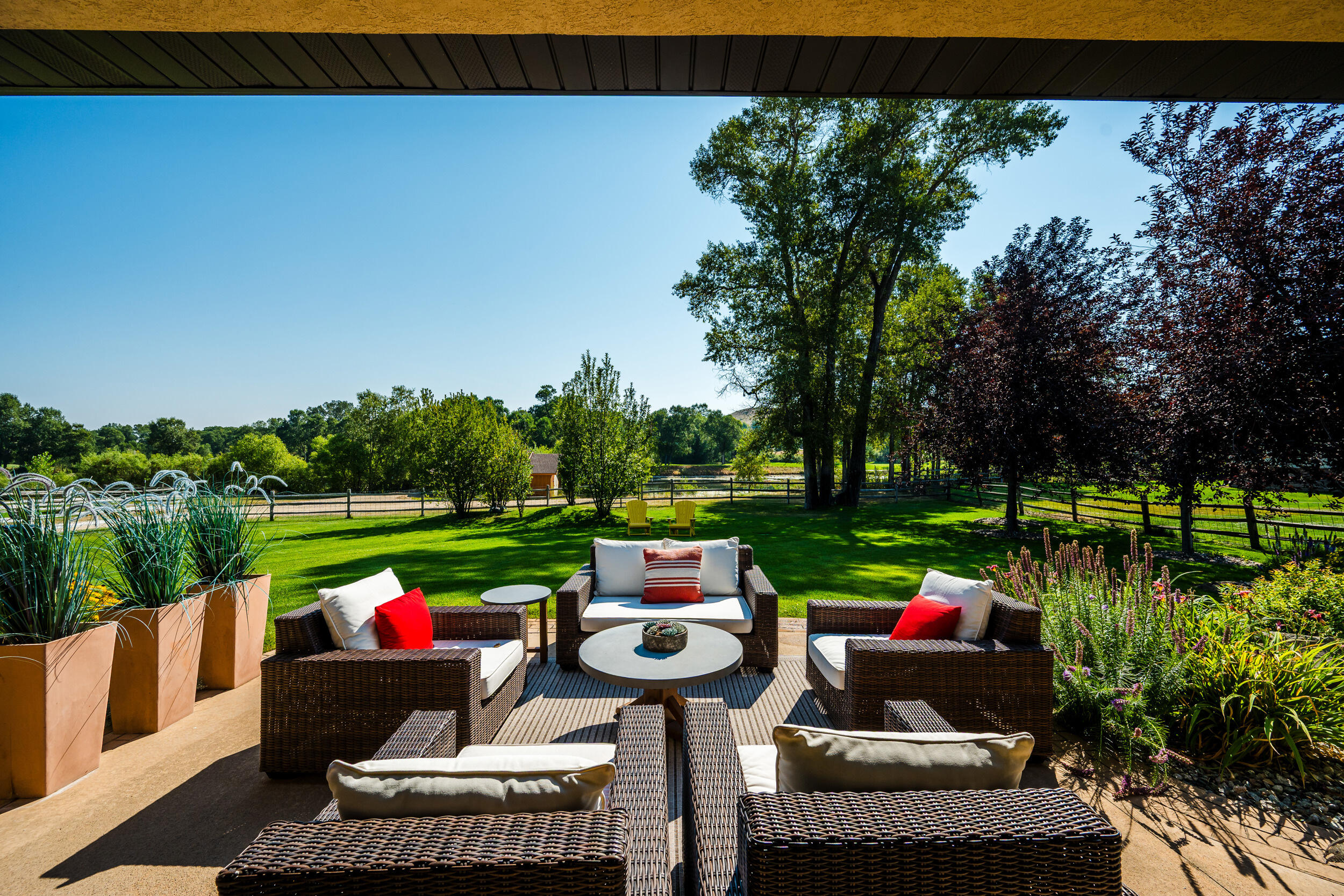 49 Club House Drive