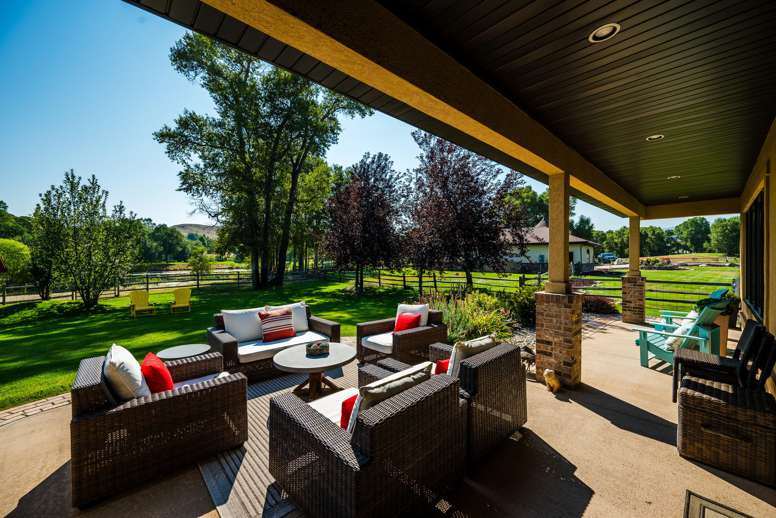 49 Club House Drive