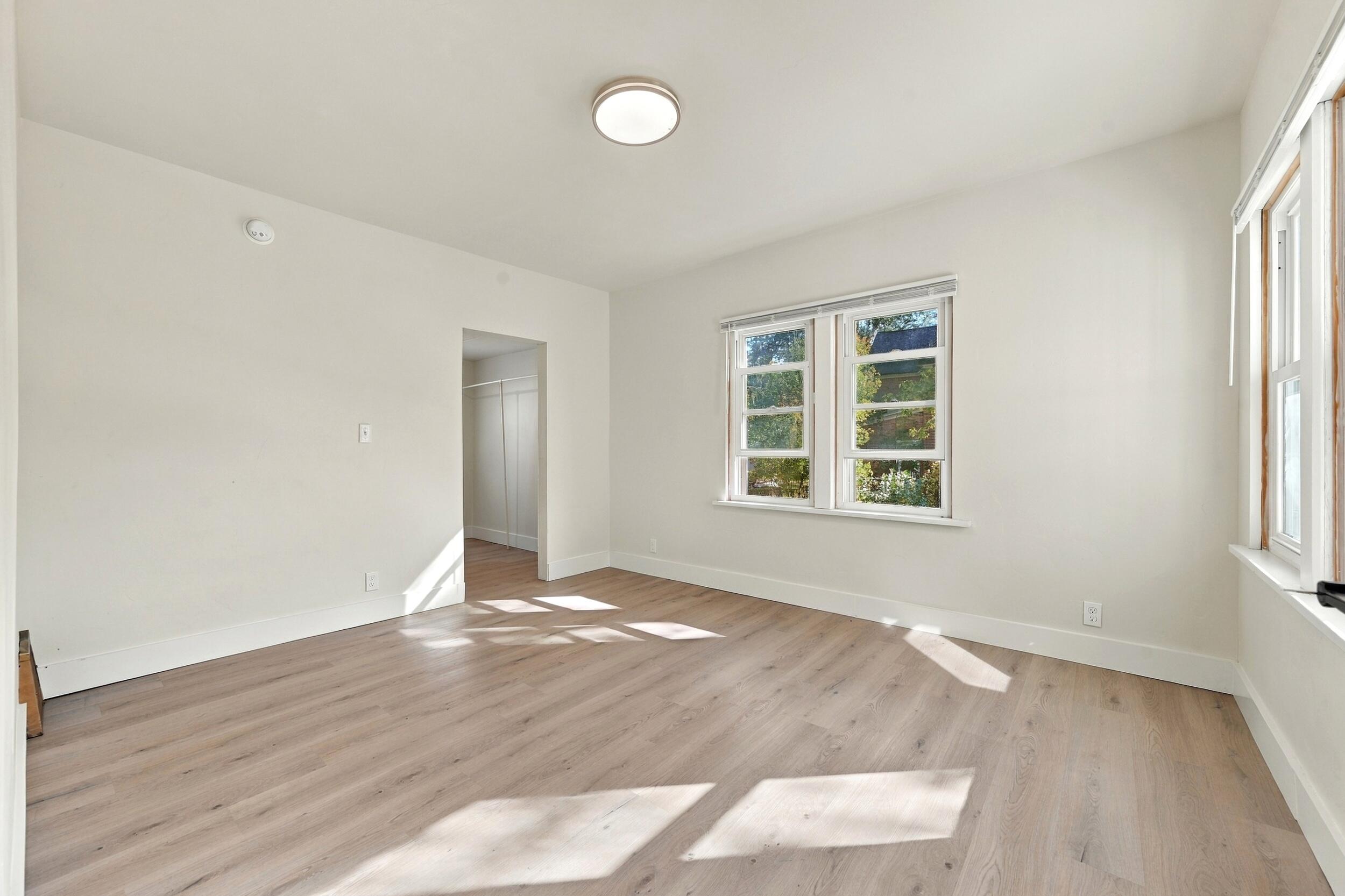 863 W Works Street