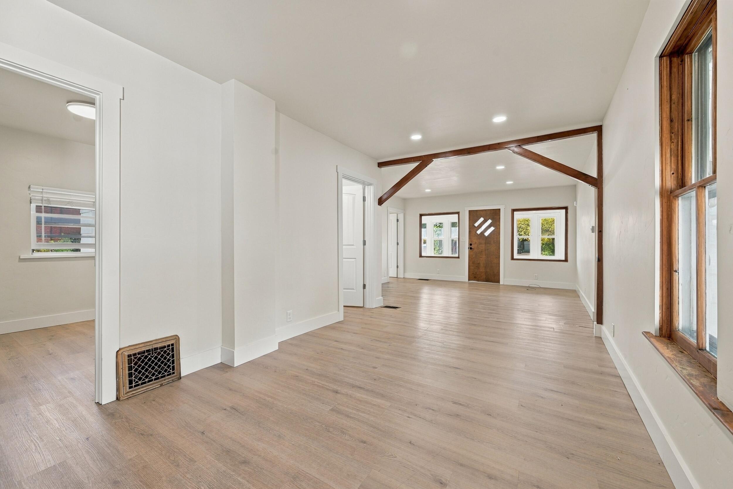 863 W Works Street