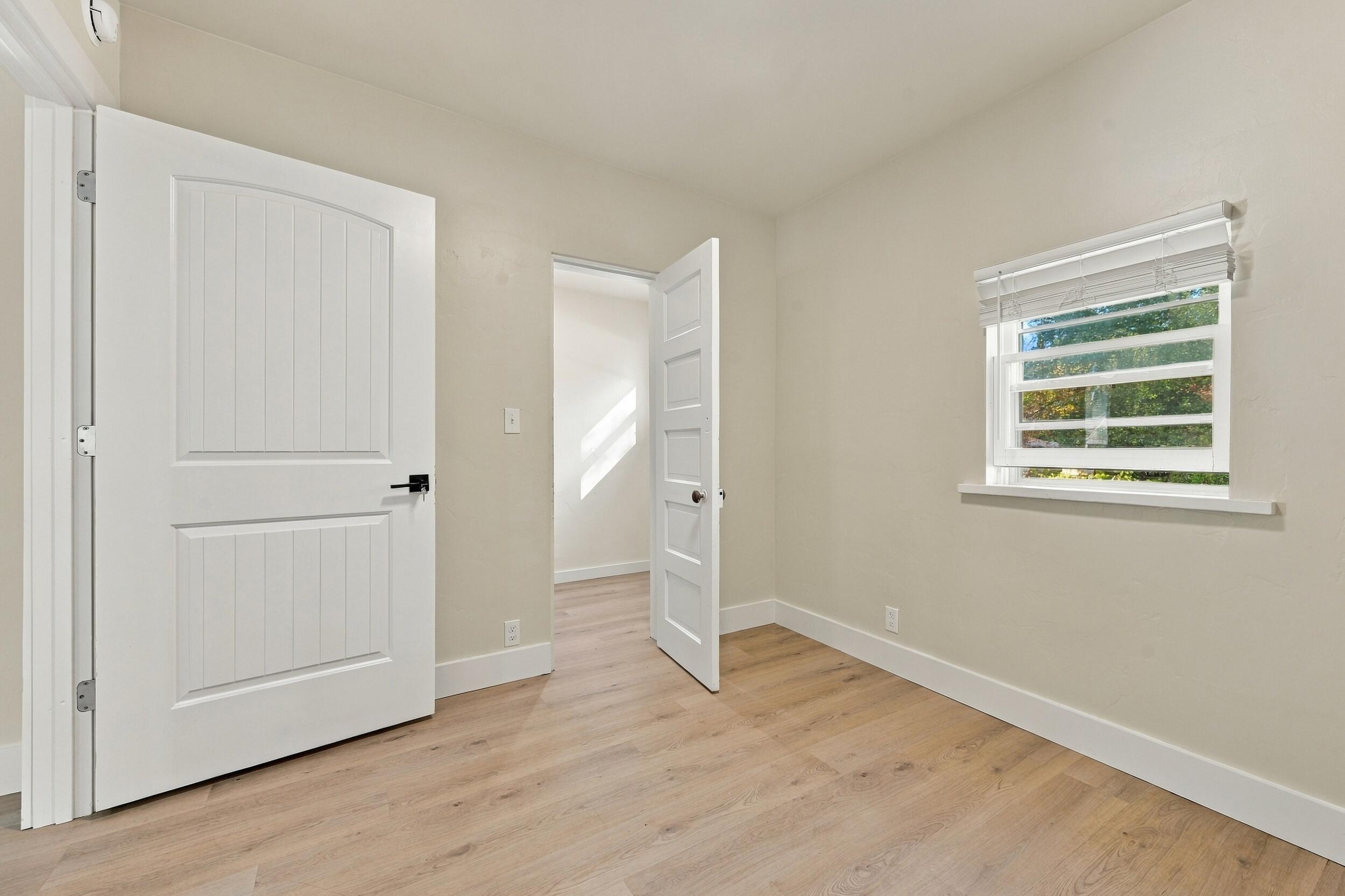 863 W Works Street