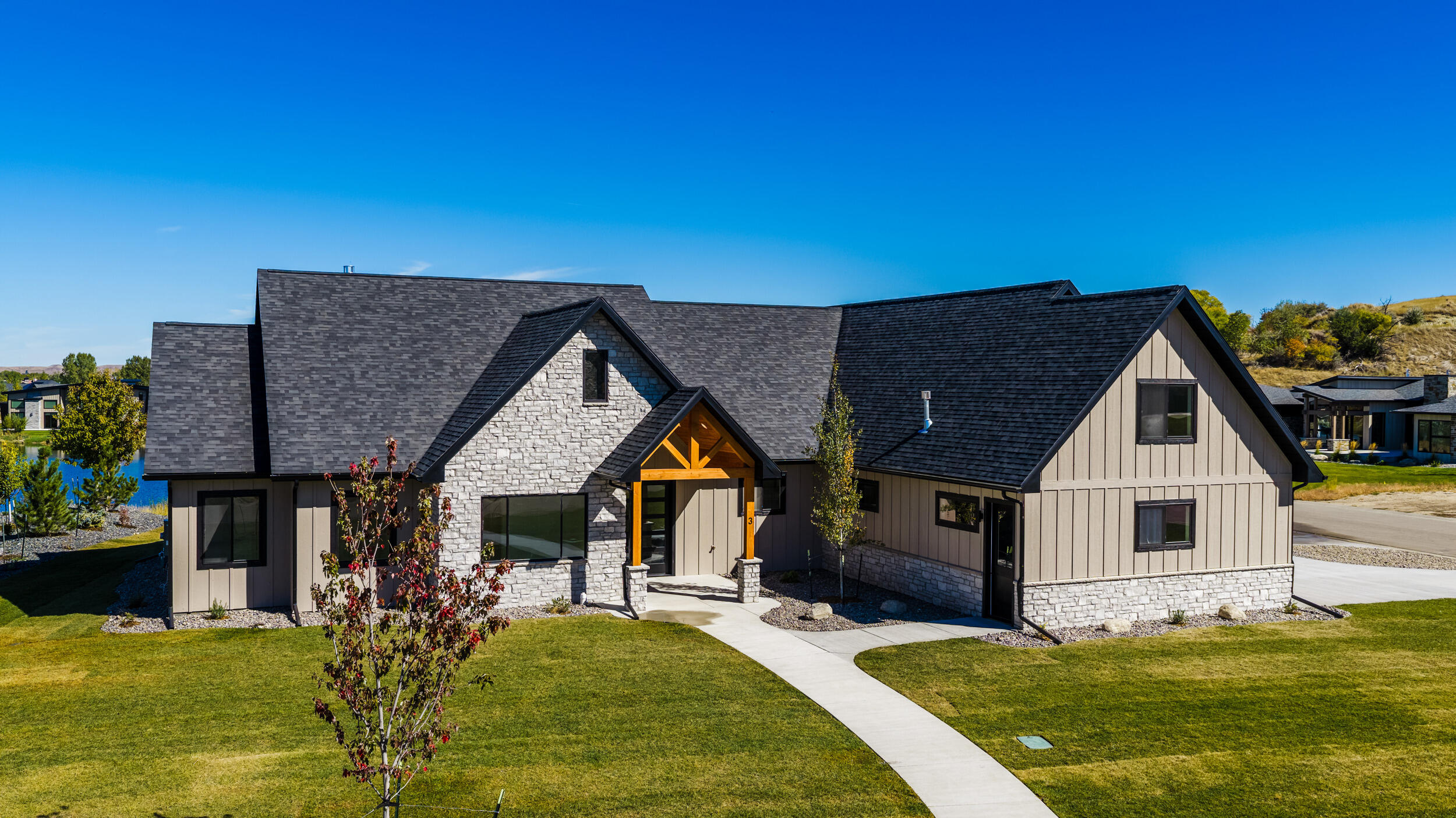 3 Dundee Cove