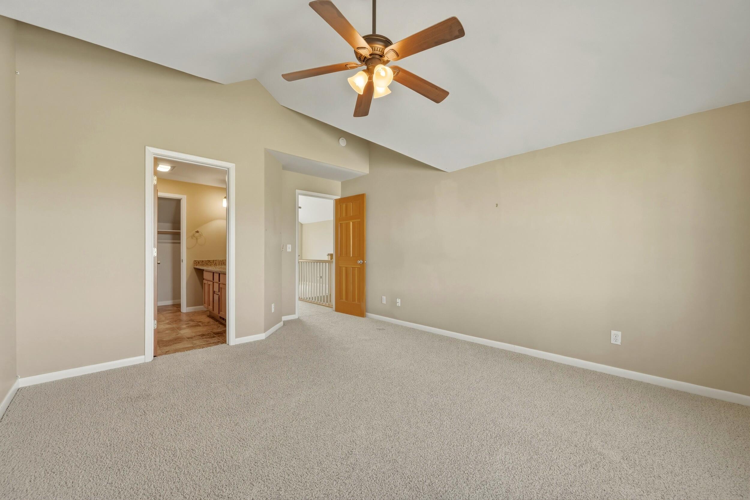 10 River Rock Road