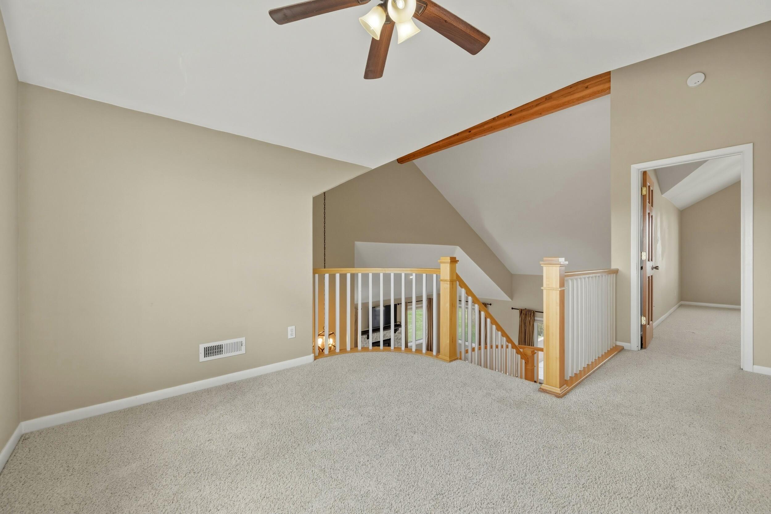 10 River Rock Road