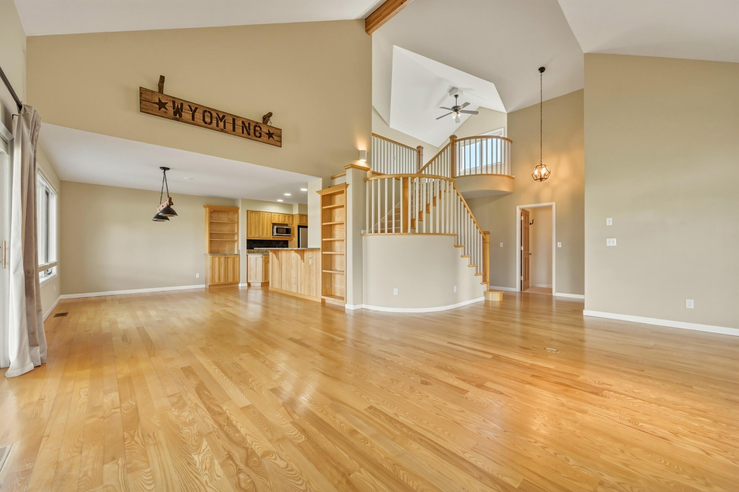 10 River Rock Road
