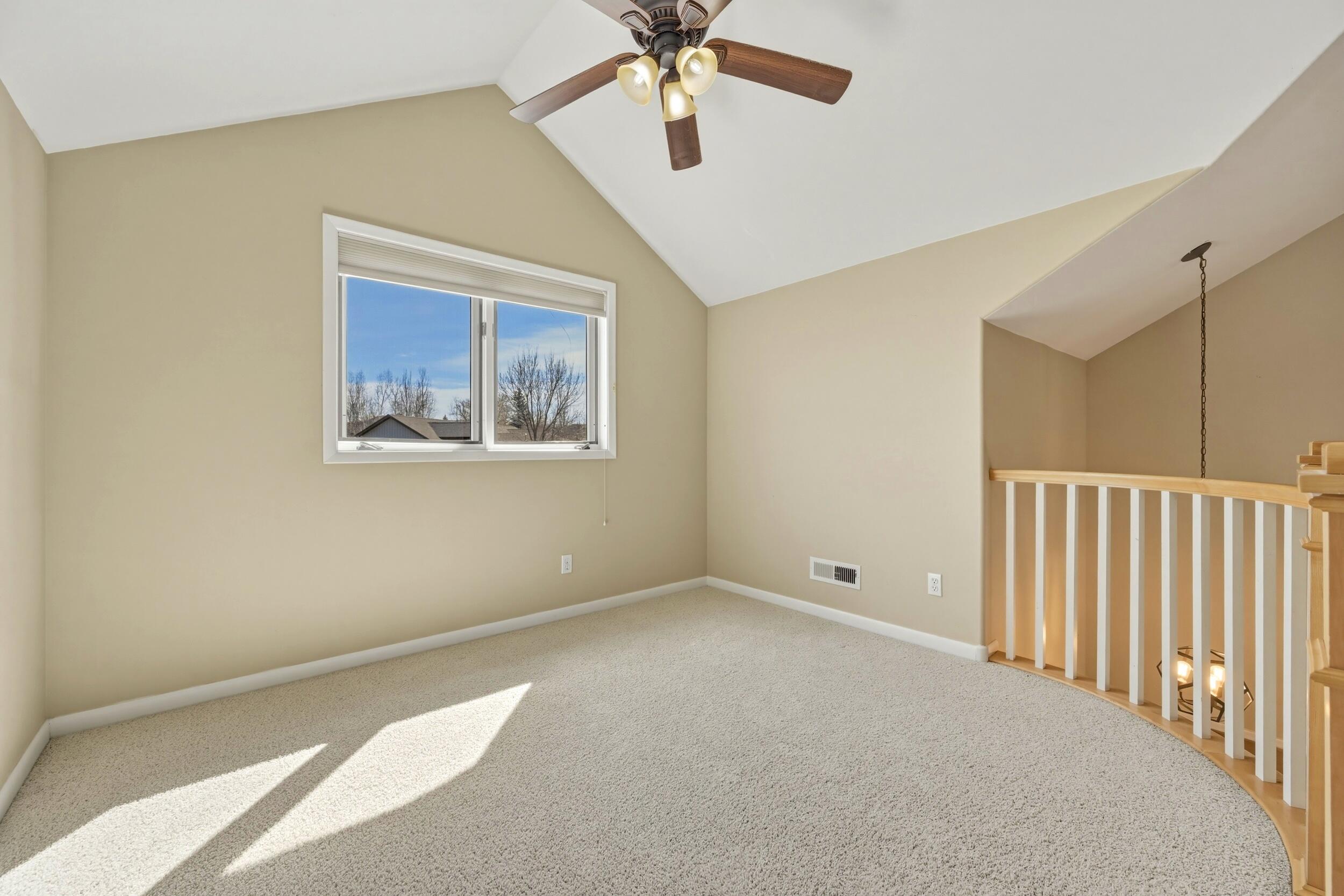 10 River Rock Road