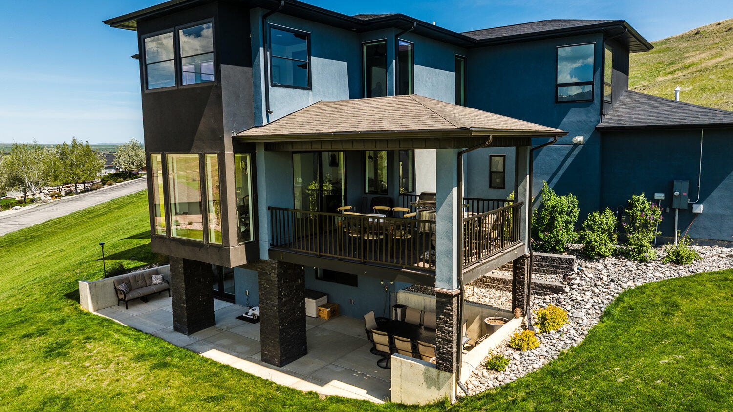 96 Turnberry Drive