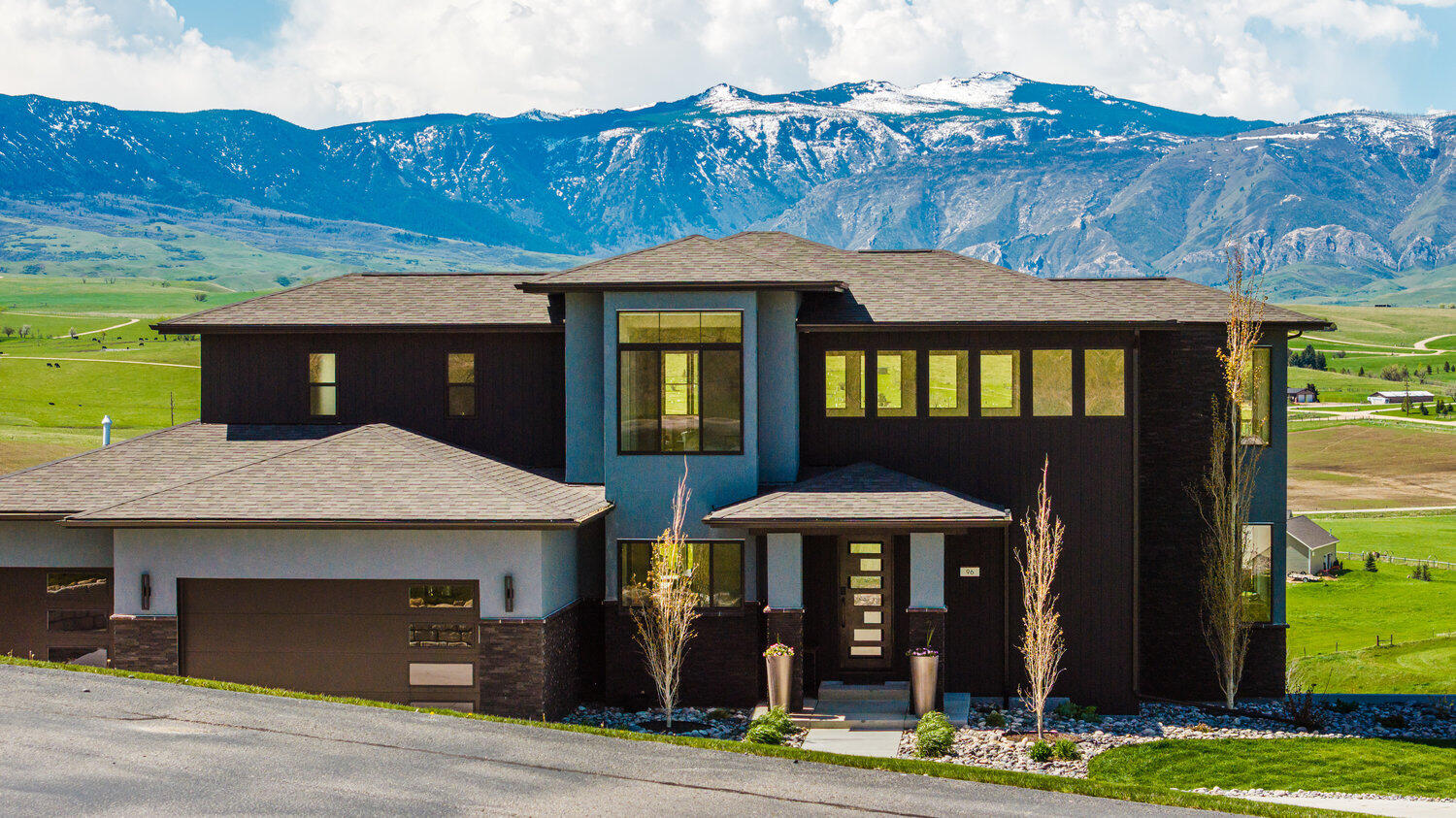 96 Turnberry Drive