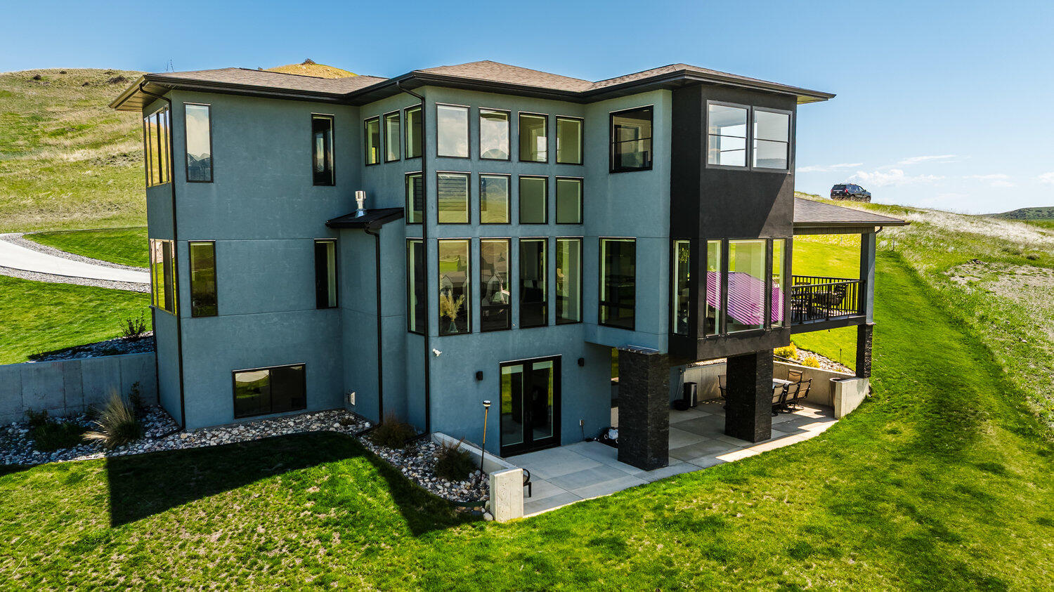 96 Turnberry Drive
