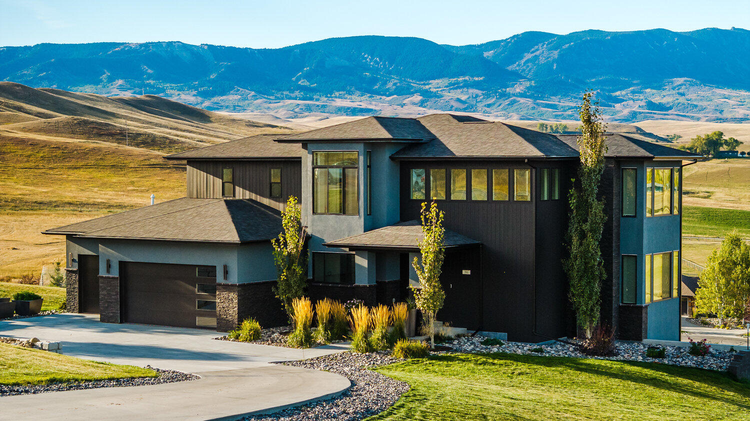 96 Turnberry Drive