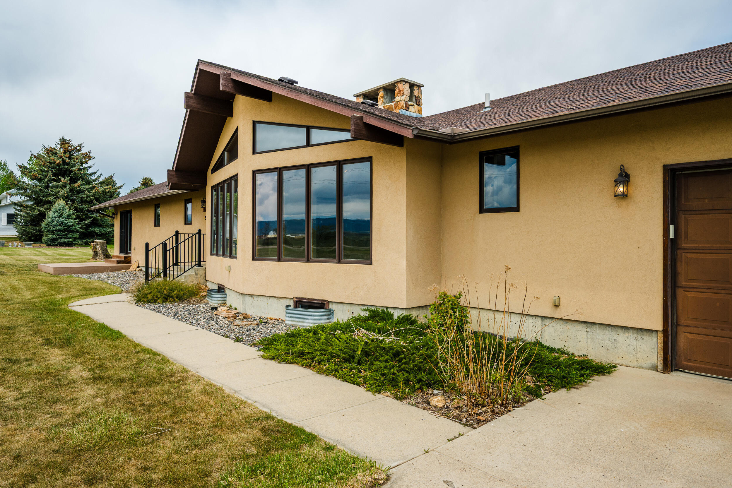 3145 W 5th Street