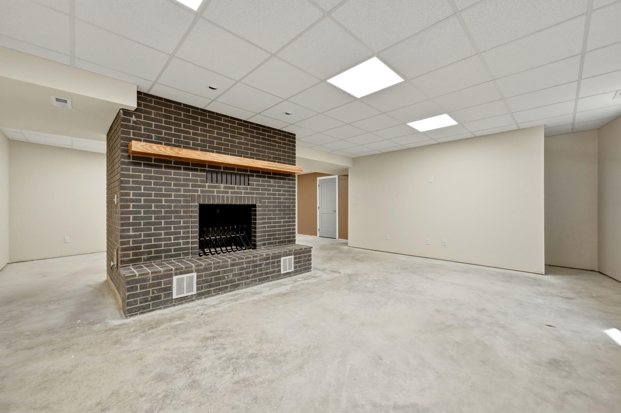 3145 W 5th Street