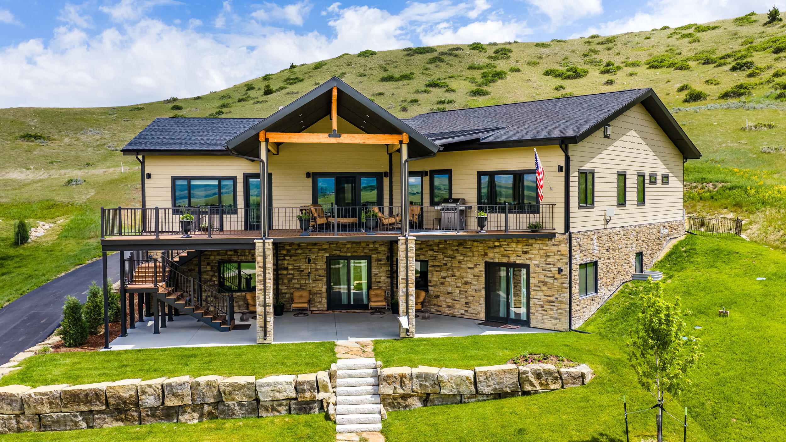 9 Range View Drive