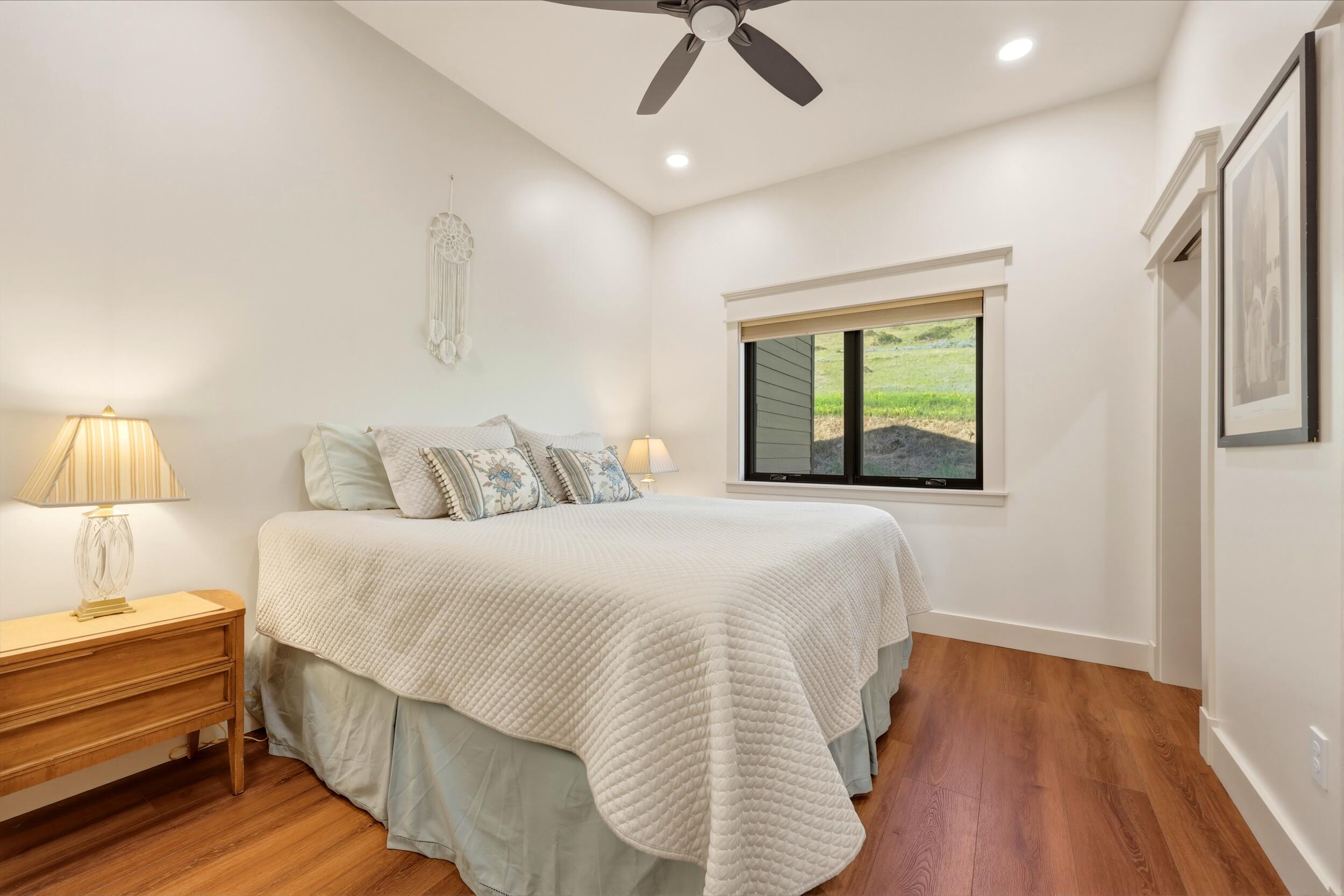 9 Range View Drive