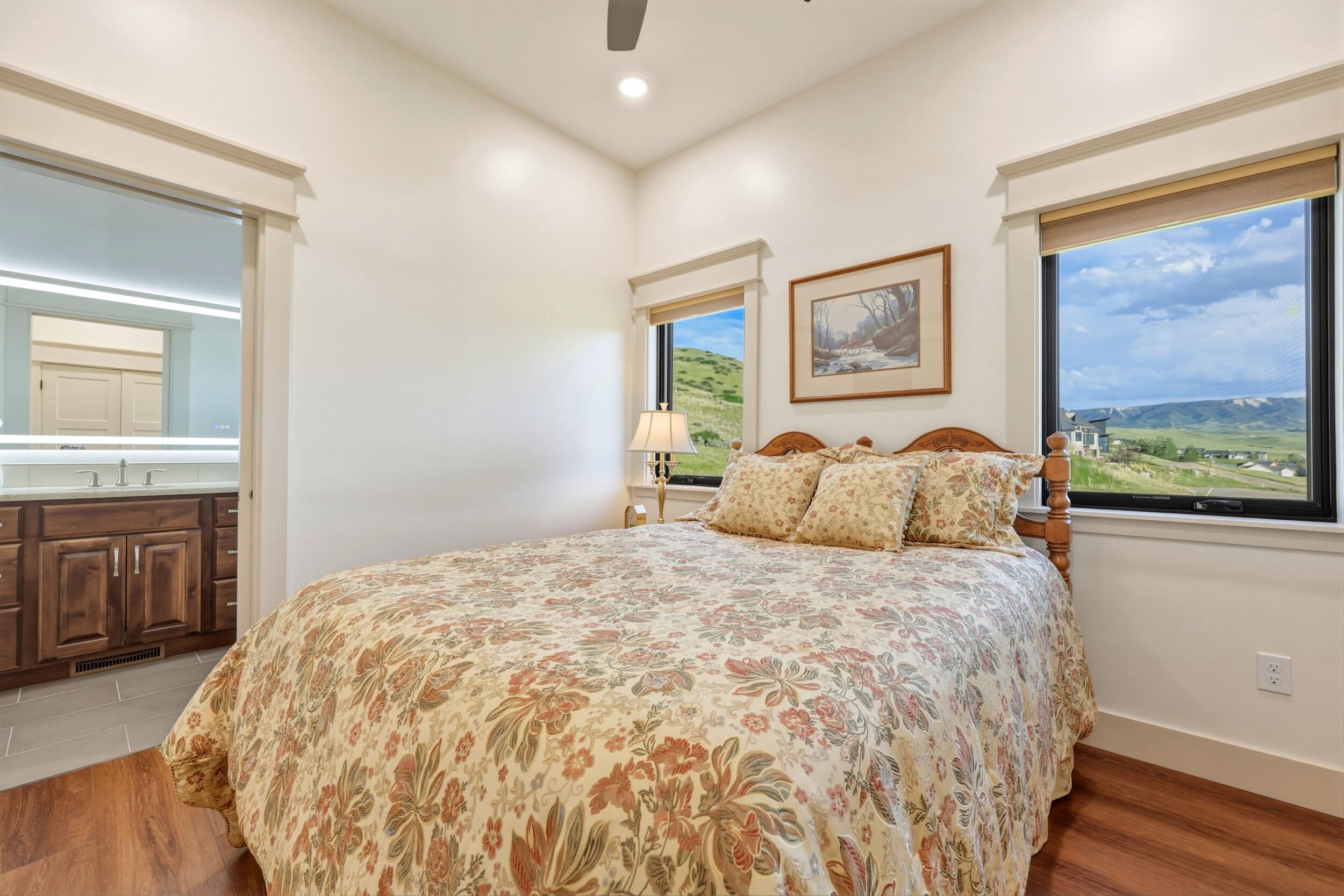 9 Range View Drive